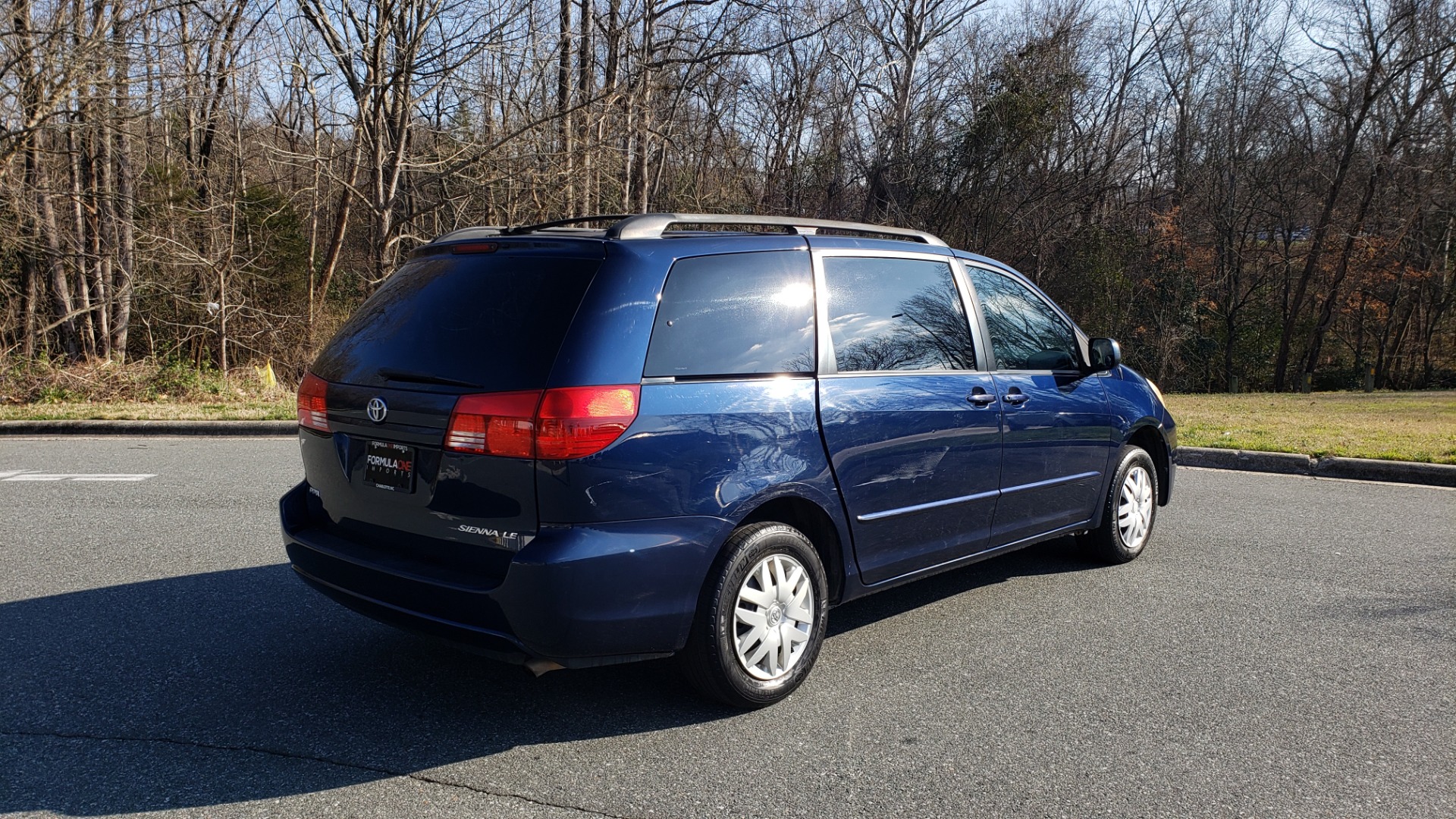 Used 2004 Toyota SIENNA LE 7-PASSENGER / ROOF RACK / PWR WNDWS for sale Sold at Formula Imports in Charlotte NC 28227 6