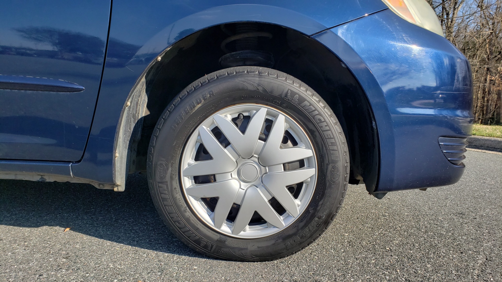 Used 2004 Toyota SIENNA LE 7-PASSENGER / ROOF RACK / PWR WNDWS for sale Sold at Formula Imports in Charlotte NC 28227 68