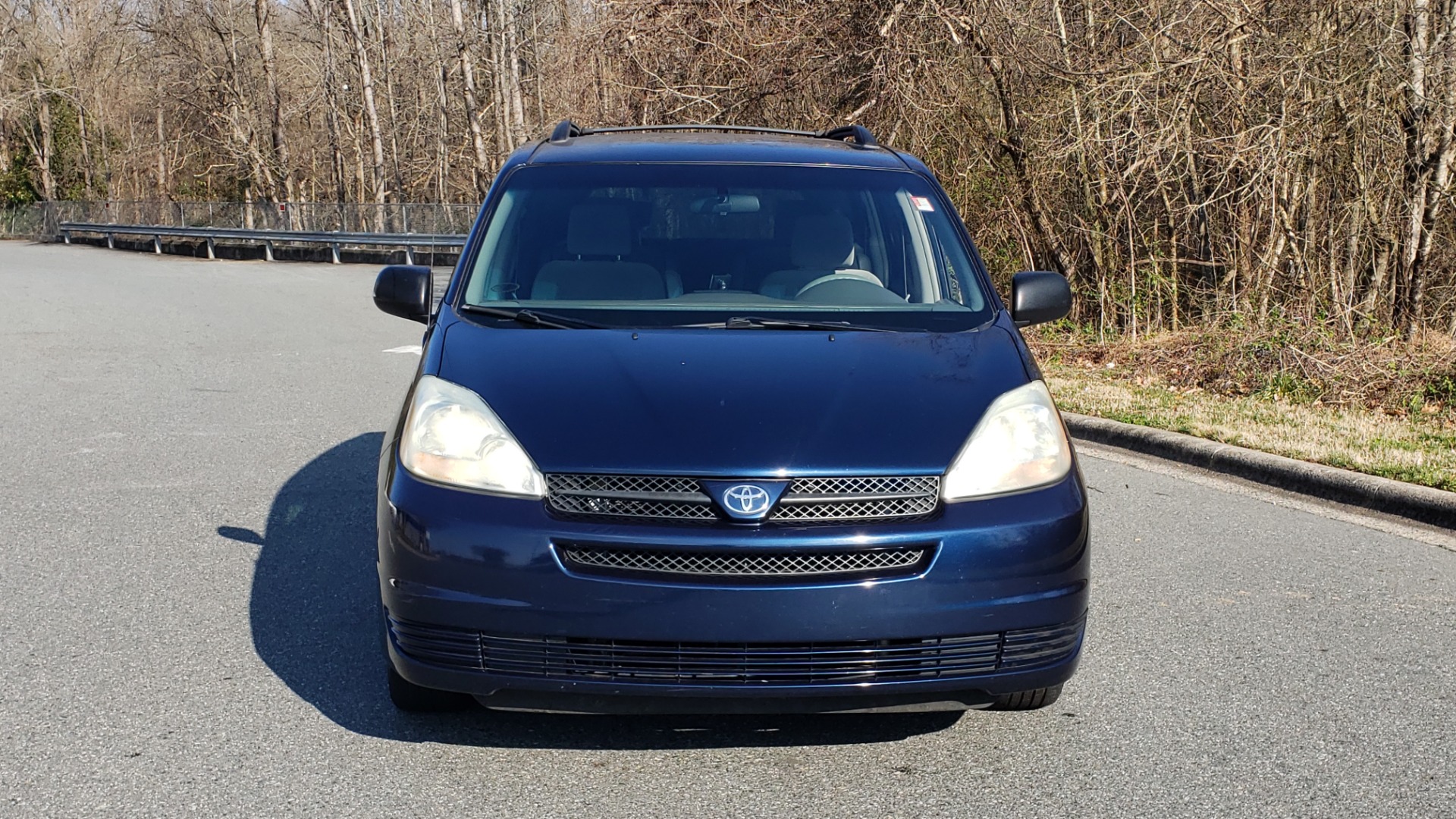 Used 2004 Toyota SIENNA LE 7-PASSENGER / ROOF RACK / PWR WNDWS for sale Sold at Formula Imports in Charlotte NC 28227 9