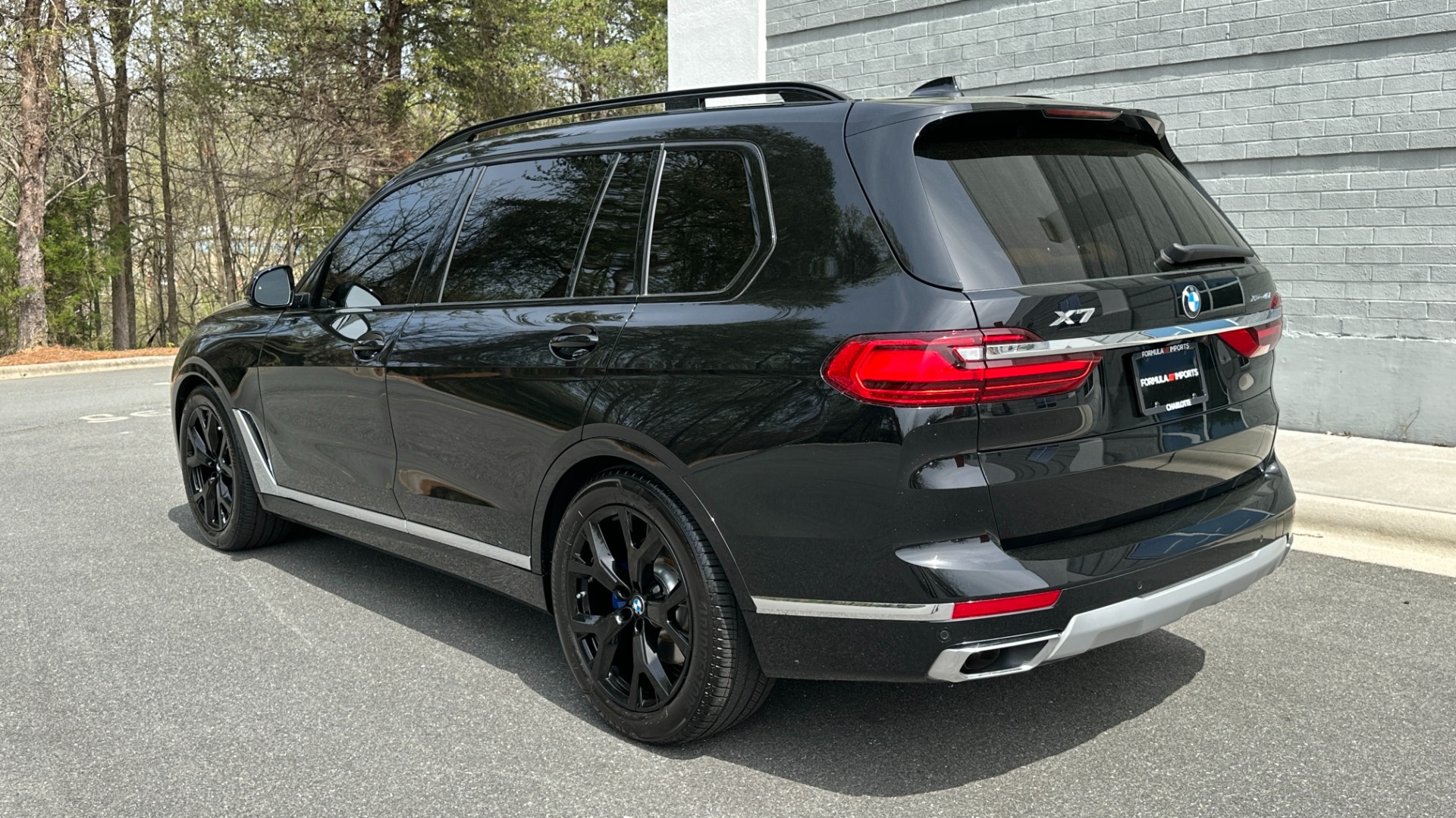 Used 2022 BMW X7 xDrive40i / CAPTAIN CHAIRS / 3RD ROW / M SPORT BRAKES ...