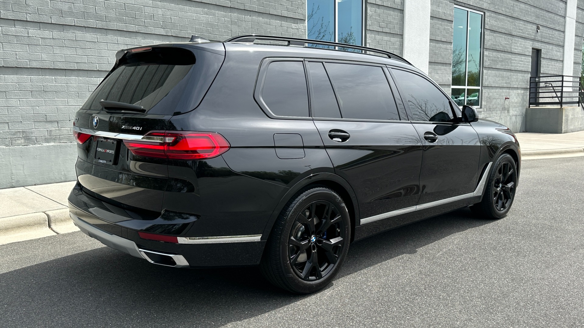 Used 2022 BMW X7 xDrive40i / CAPTAIN CHAIRS / 3RD ROW / M SPORT BRAKES ...