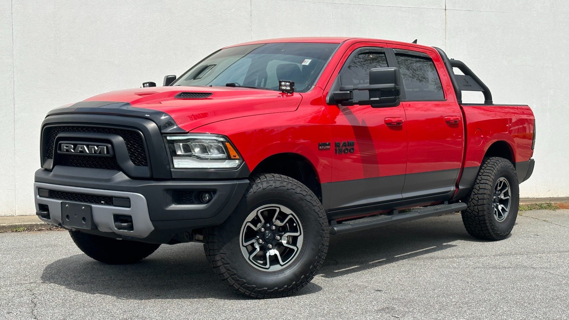 Used 2017 Ram 1500 REBEL / HEMI 5.7L / INTAKE / BED RACK / LIGHT PODS / LUXURY / ALPINE AUDIO for sale Sold at Formula Imports in Charlotte NC 28227 1