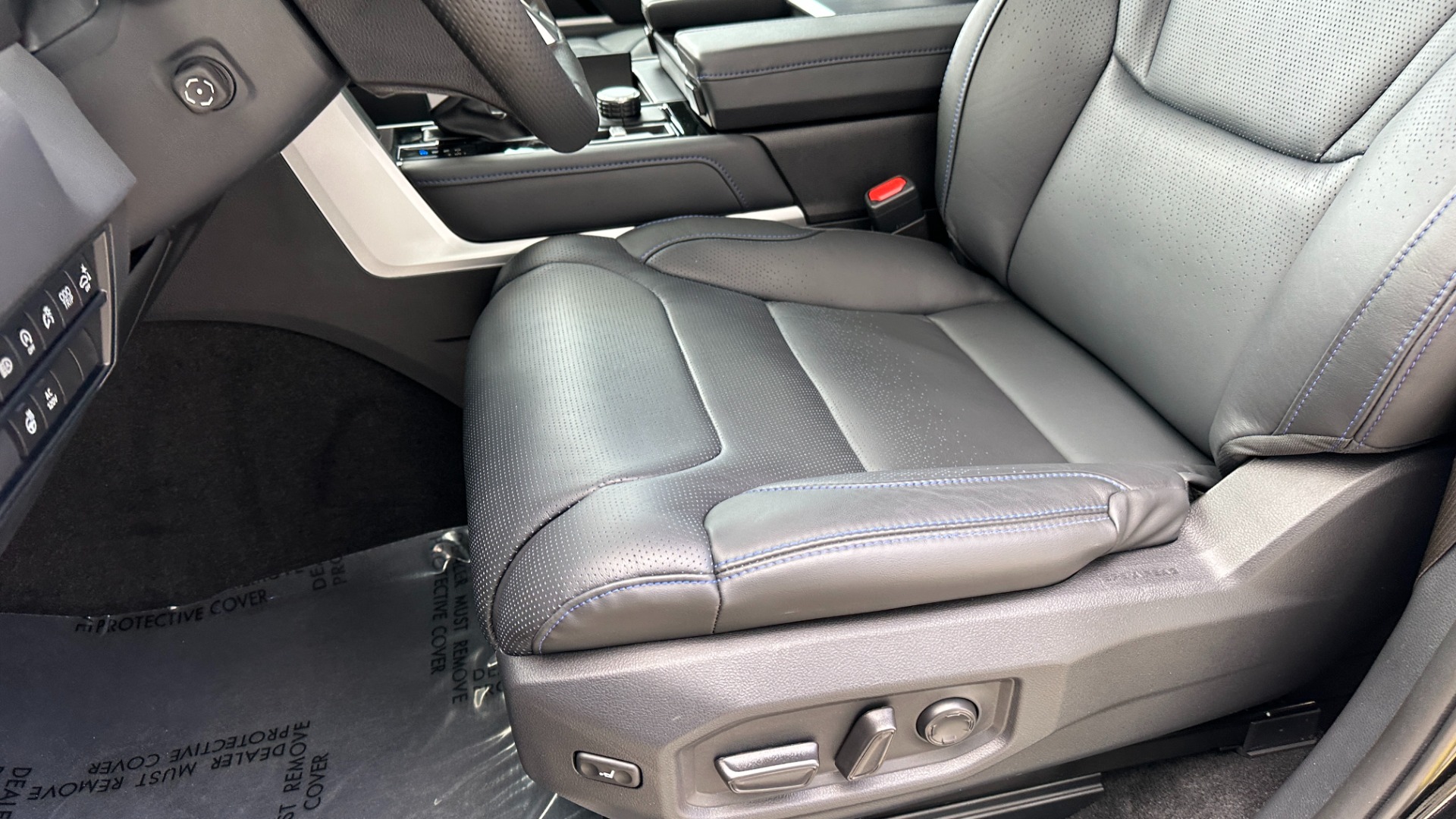 Used 2023 Toyota Tundra 4WD PLATINUM / TRD 3IN LIFT KIT / METHOD WHEELS / LOADED for sale $76,995 at Formula Imports in Charlotte NC 28227 14