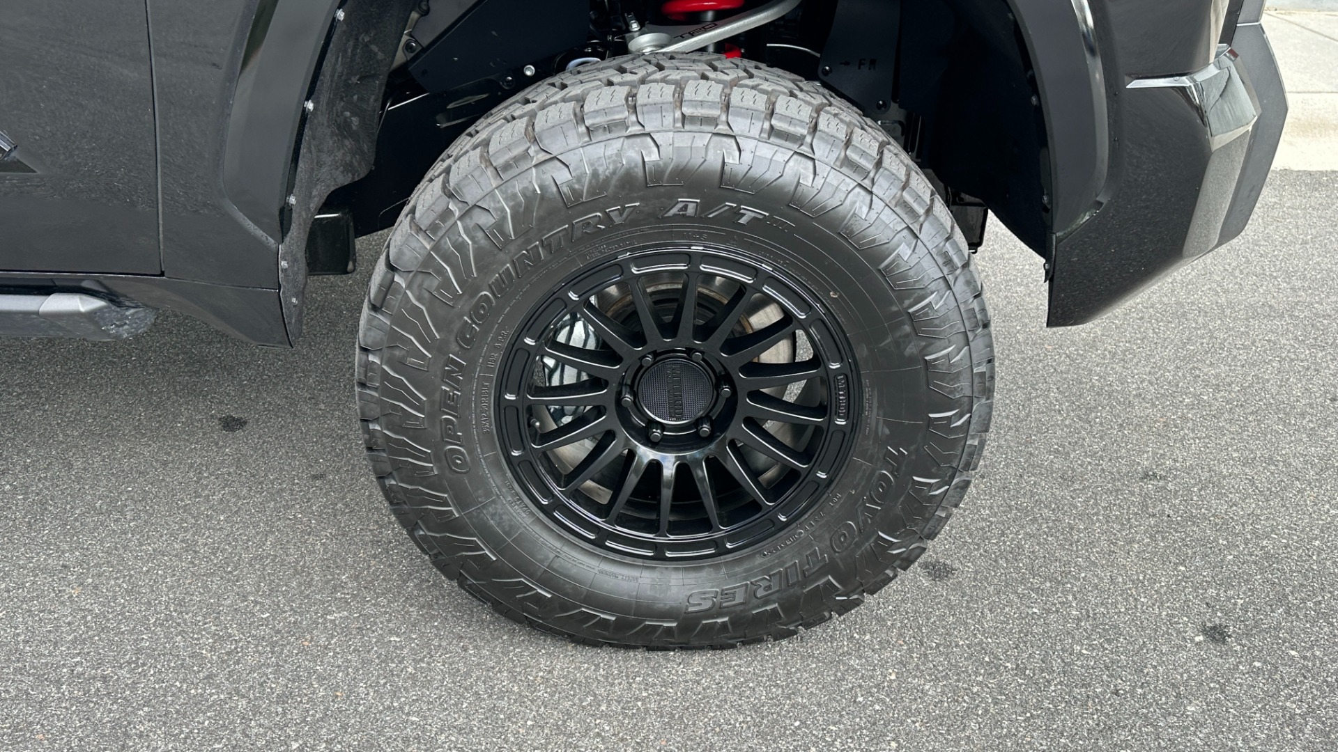 Used 2023 Toyota Tundra 4WD PLATINUM / TRD 3IN LIFT KIT / METHOD WHEELS / LOADED for sale $76,995 at Formula Imports in Charlotte NC 28227 58