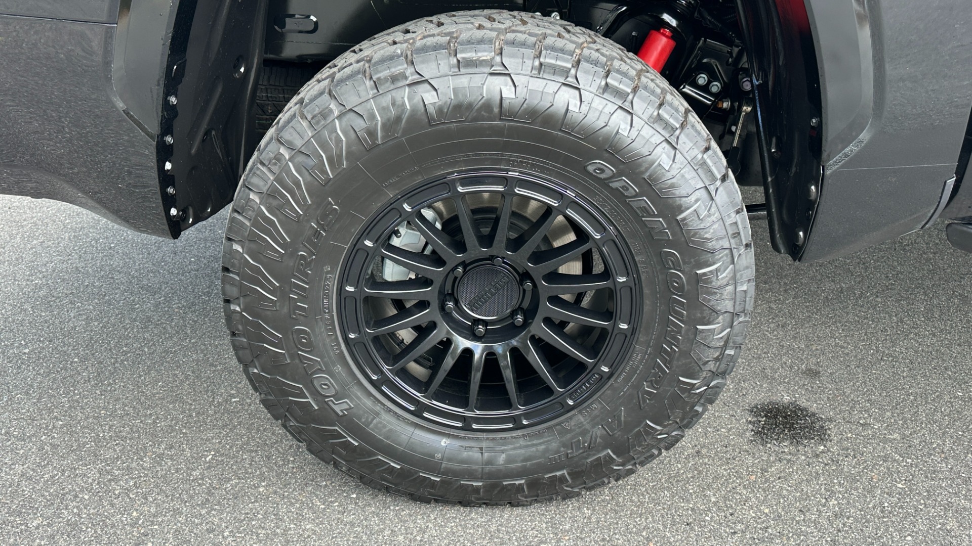 Used 2023 Toyota Tundra 4WD PLATINUM / TRD 3IN LIFT KIT / METHOD WHEELS / LOADED for sale $76,995 at Formula Imports in Charlotte NC 28227 59