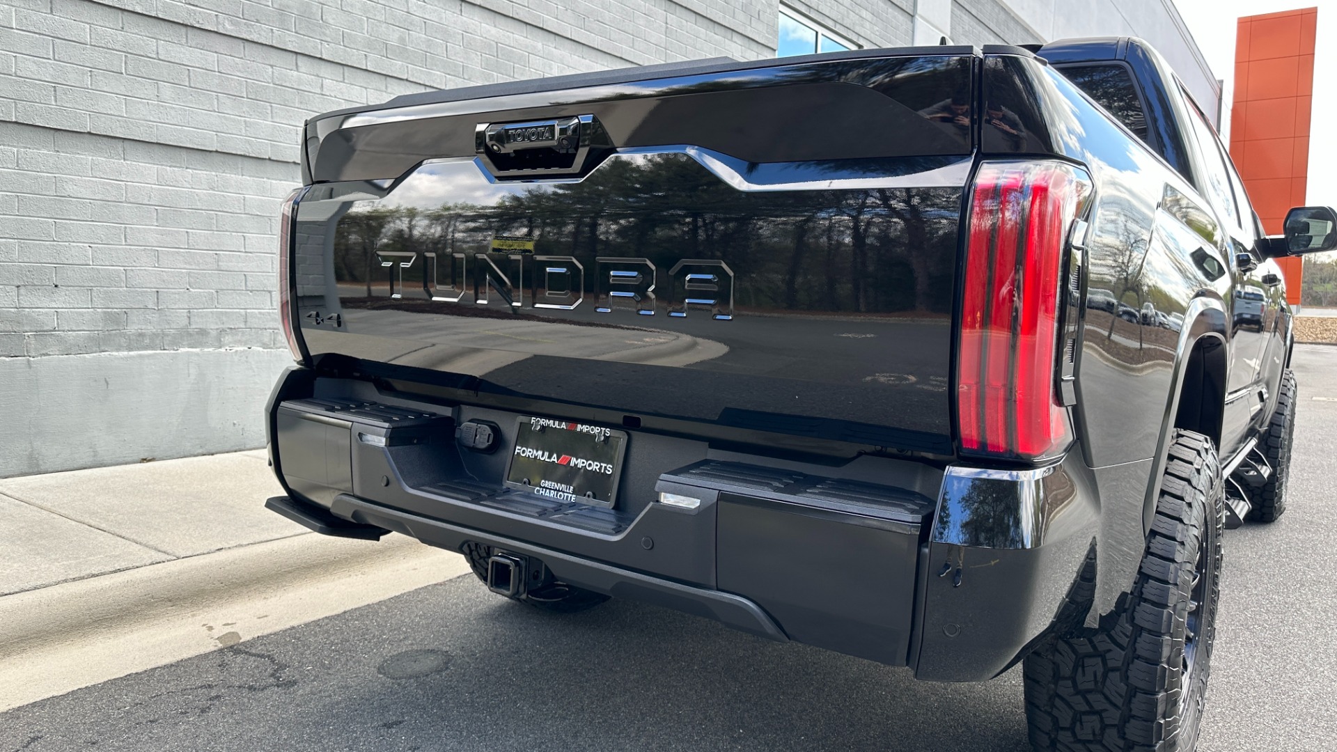 Used 2023 Toyota Tundra 4WD PLATINUM / TRD 3IN LIFT KIT / METHOD WHEELS / LOADED for sale Sold at Formula Imports in Charlotte NC 28227 9