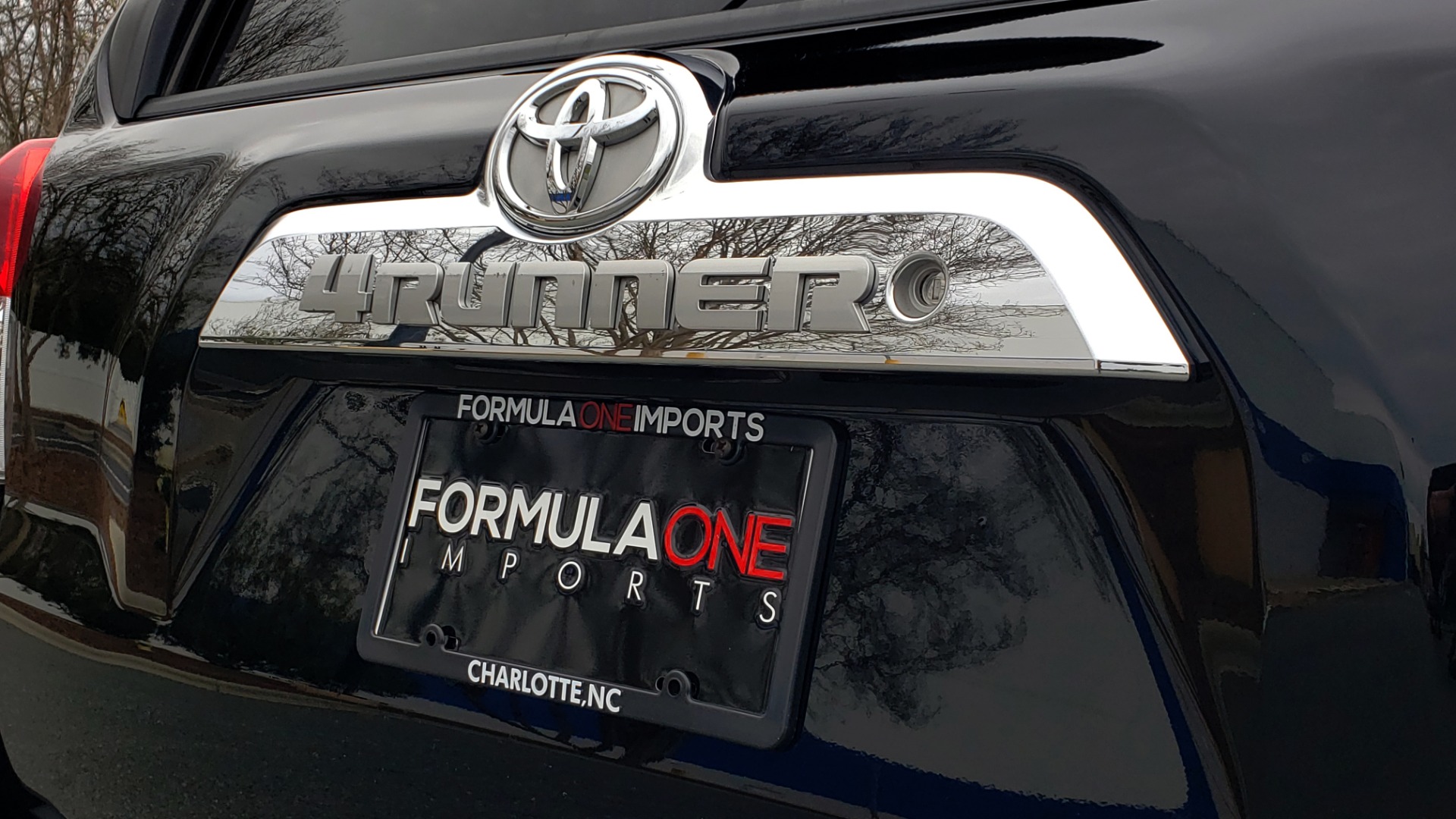 Used 2011 Toyota 4RUNNER SR5 2WD / 5-SPD AUTO / 4.0L V6 / SAT RADIO / PWR STS for sale Sold at Formula Imports in Charlotte NC 28227 29