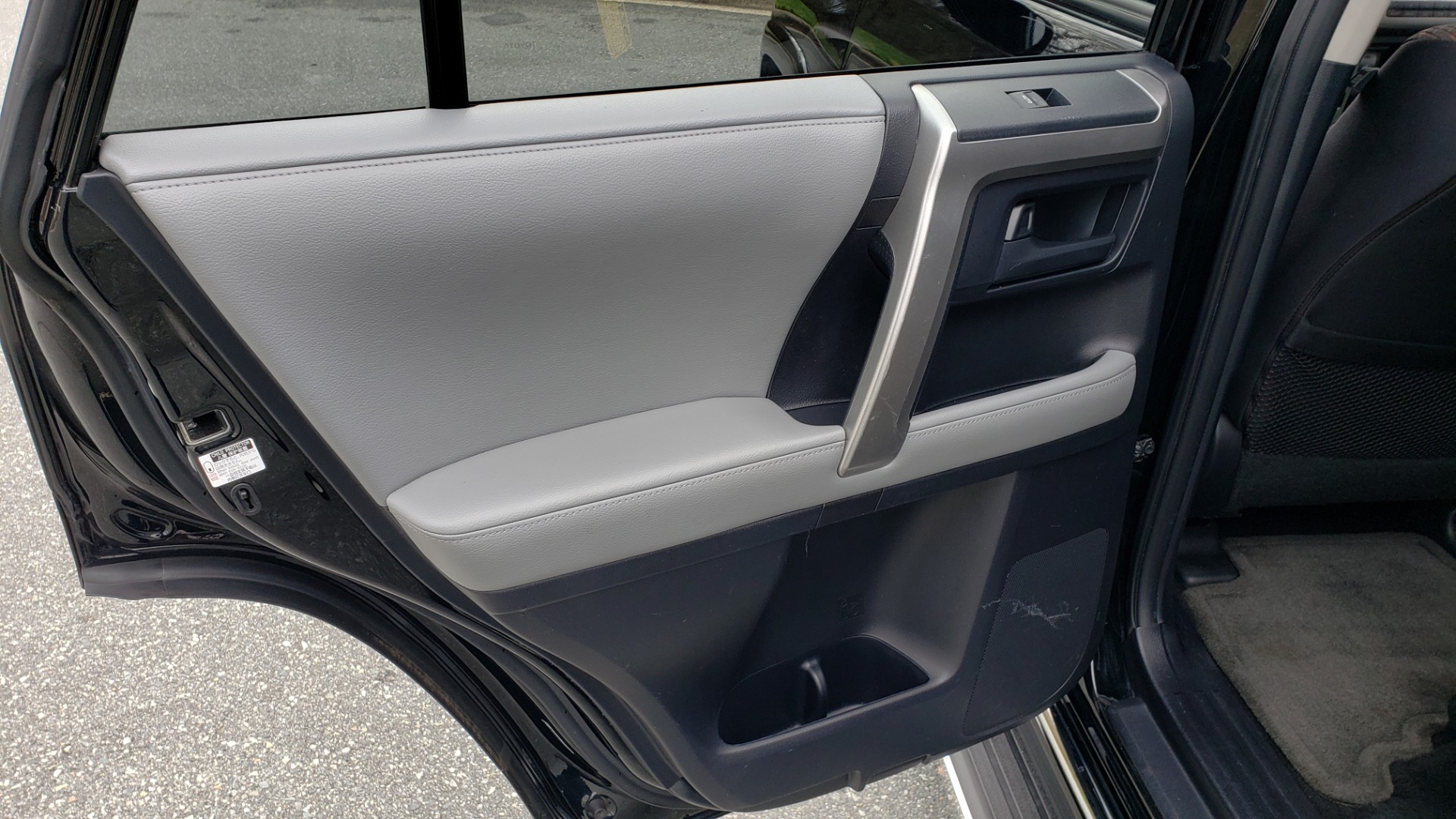 Used 2011 Toyota 4RUNNER SR5 2WD / 5-SPD AUTO / 4.0L V6 / SAT RADIO / PWR STS for sale Sold at Formula Imports in Charlotte NC 28227 50