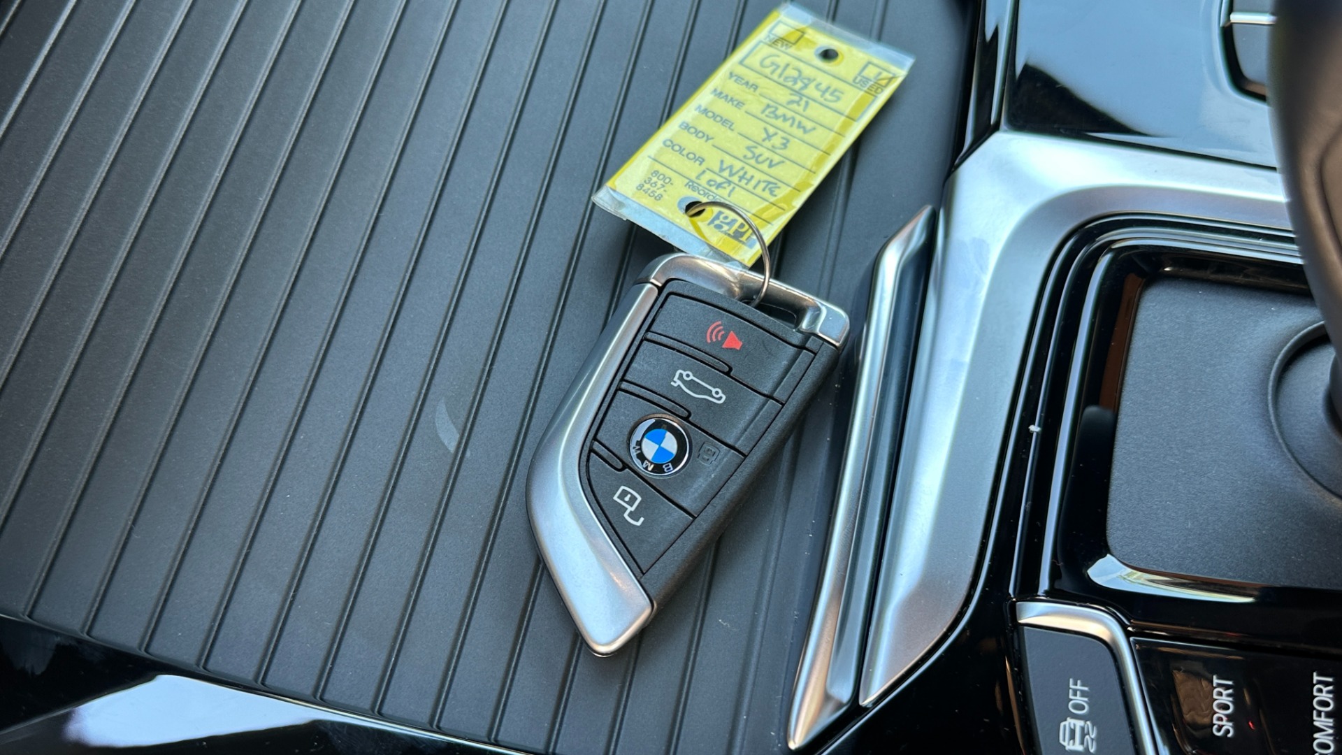 Used 2021 BMW X3 M40i / TRAILER HITCH / REAR VIEW CAMERA / STORAGE PKG / GALVANIC CONTROLS for sale $50,495 at Formula Imports in Charlotte NC 28227 19