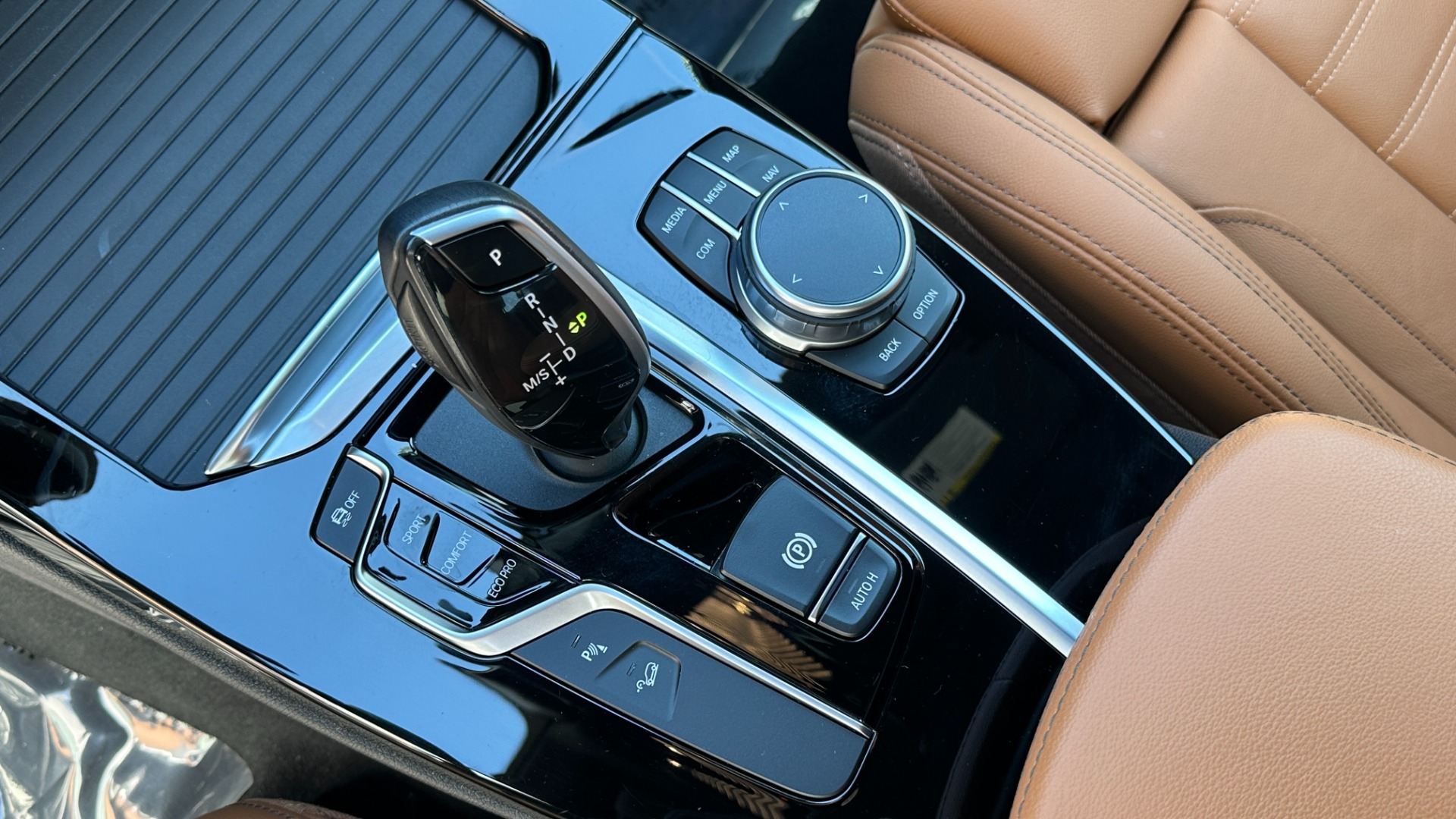 Used 2021 BMW X3 M40i / TRAILER HITCH / REAR VIEW CAMERA / STORAGE PKG / GALVANIC CONTROLS for sale $50,495 at Formula Imports in Charlotte NC 28227 20