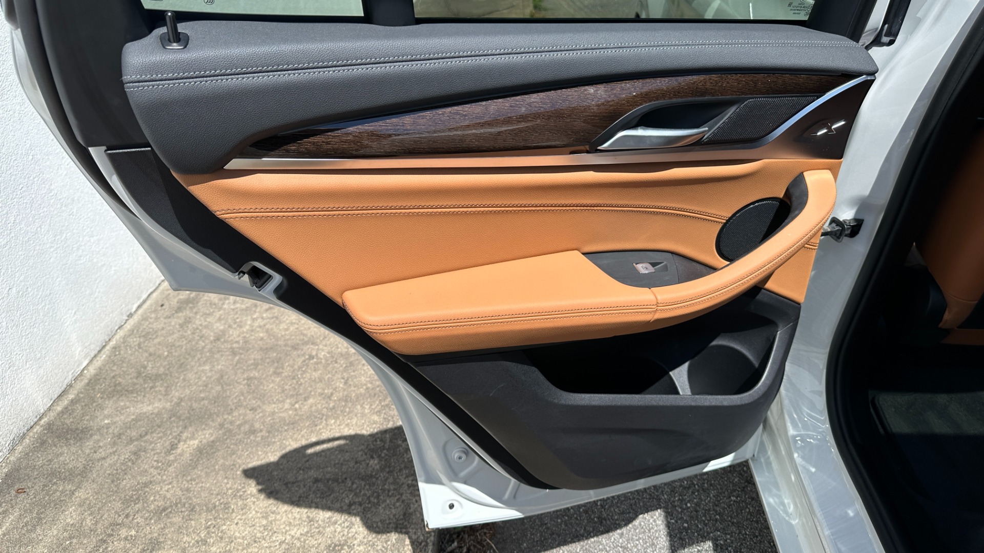 Used 2021 BMW X3 M40i / TRAILER HITCH / REAR VIEW CAMERA / STORAGE PKG / GALVANIC CONTROLS for sale $50,495 at Formula Imports in Charlotte NC 28227 22