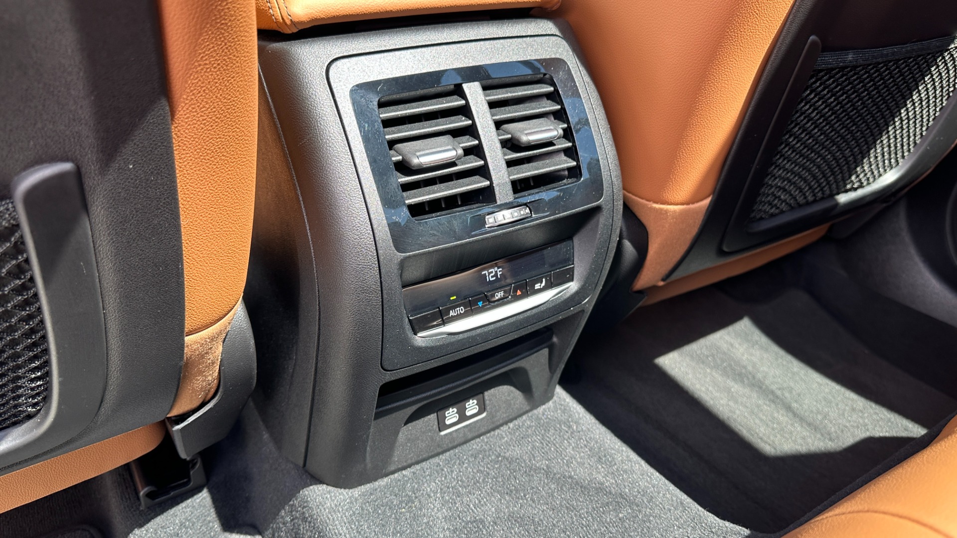 Used 2021 BMW X3 M40i / TRAILER HITCH / REAR VIEW CAMERA / STORAGE PKG / GALVANIC CONTROLS for sale $50,495 at Formula Imports in Charlotte NC 28227 26