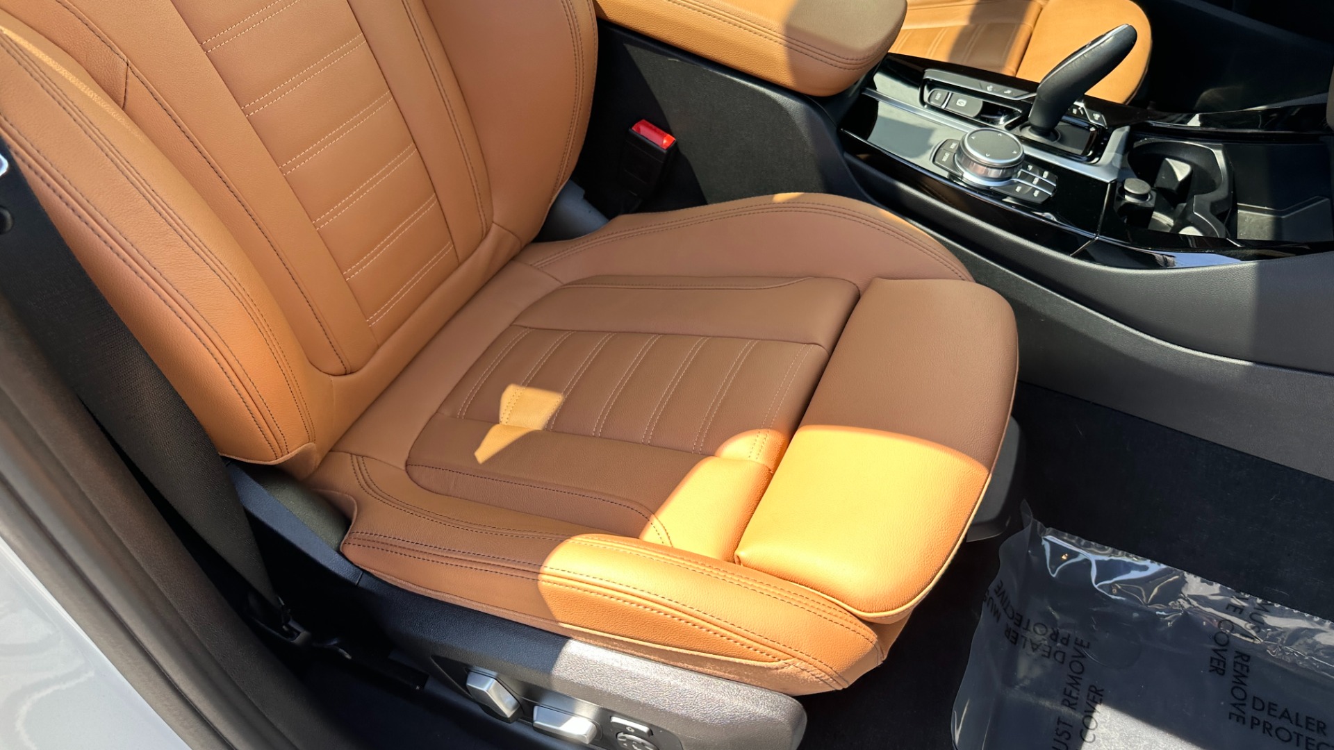 Used 2021 BMW X3 M40i / TRAILER HITCH / REAR VIEW CAMERA / STORAGE PKG / GALVANIC CONTROLS for sale $50,495 at Formula Imports in Charlotte NC 28227 37
