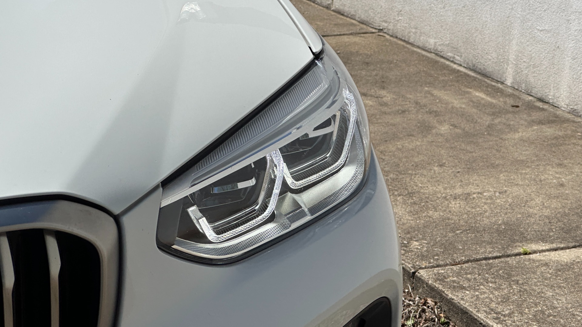 Used 2021 BMW X3 M40i / TRAILER HITCH / REAR VIEW CAMERA / STORAGE PKG / GALVANIC CONTROLS for sale $50,495 at Formula Imports in Charlotte NC 28227 42