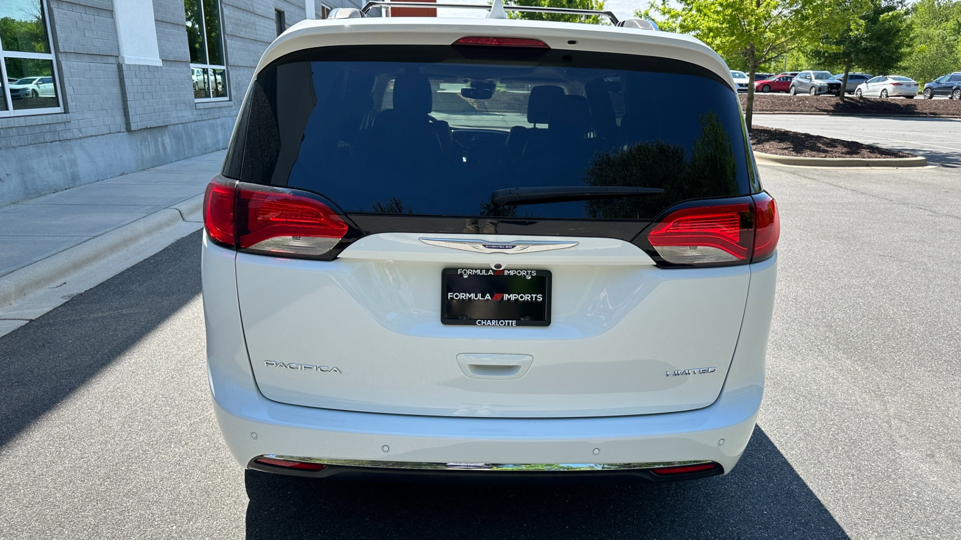 Used 2018 chrysler pacifica limited for sale 27 995 formula
