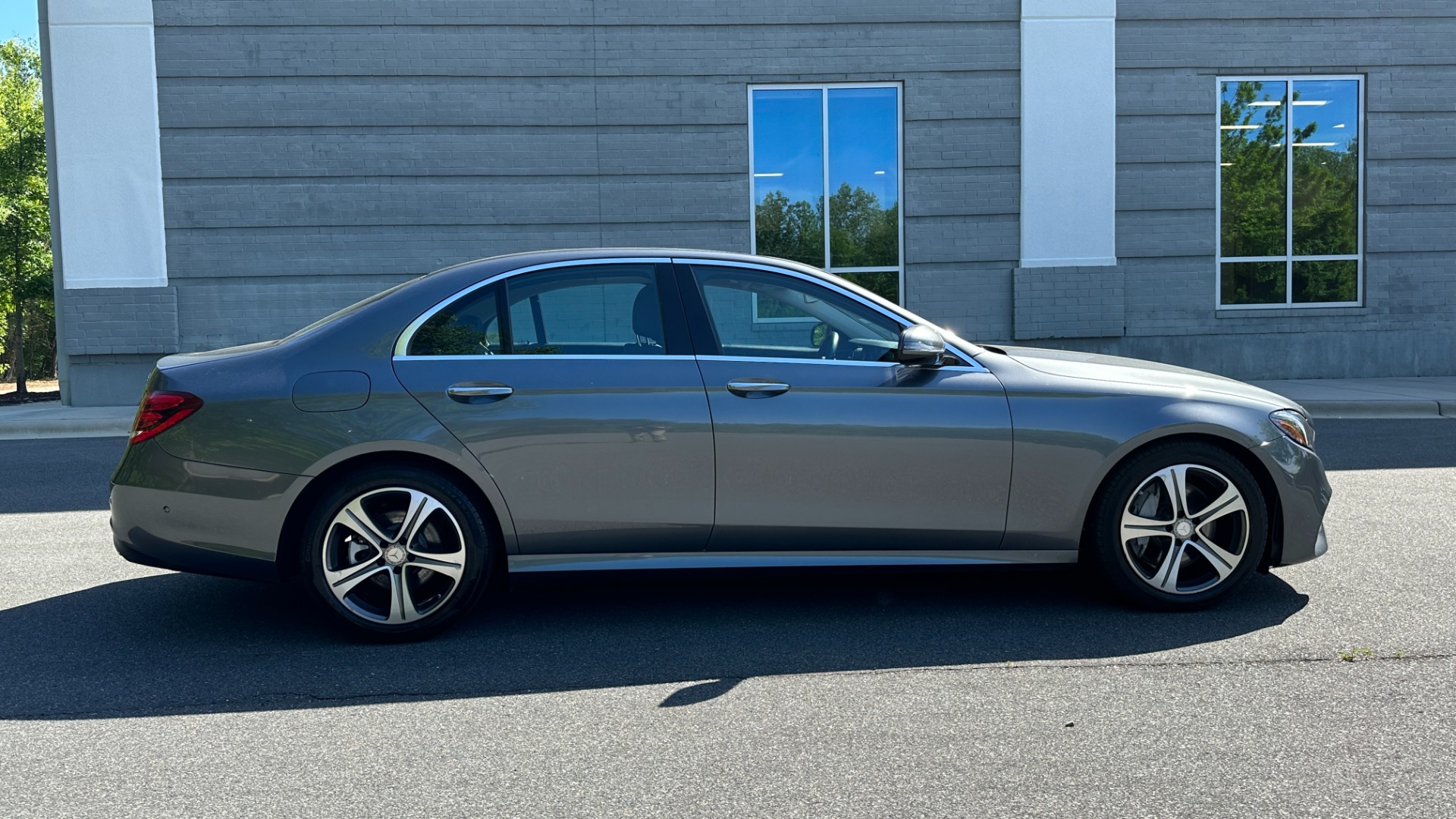 Used 2017 Mercedes-Benz E-Class E 300 Luxury for sale $28,500 at Formula Imports in Charlotte NC 28227 3