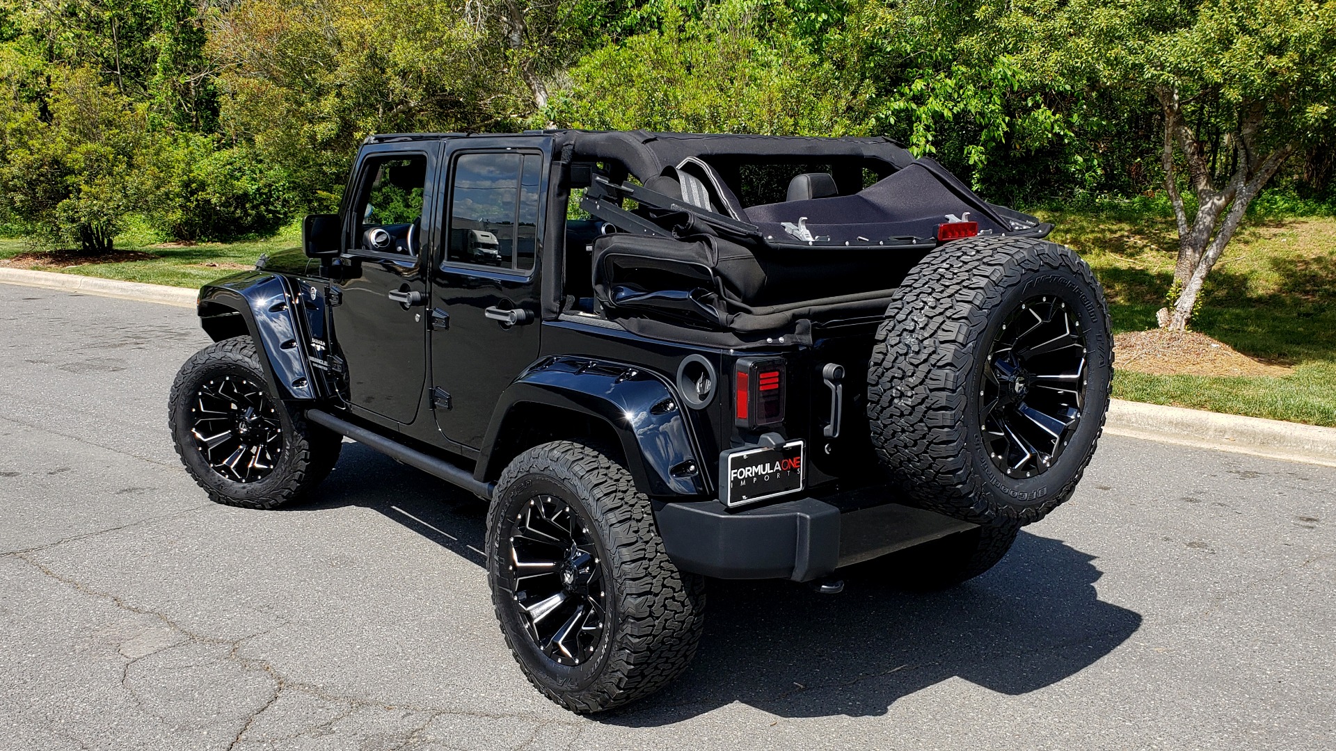Used 2017 Jeep Wrangler Unlimited Sahara for sale Sold at Formula Imports in Charlotte NC 28227 45