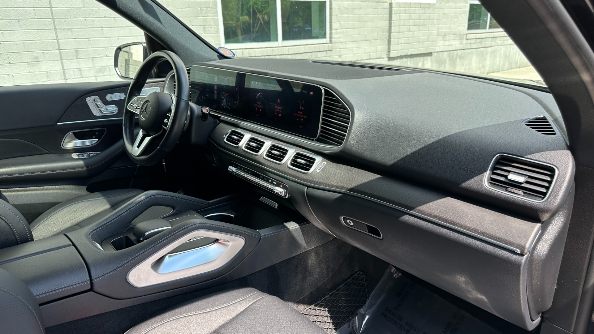 Used 2020 Mercedes-Benz GLE GLE 350 / 20IN WHEELS / NAV / BURMESTER / PREMIUM / PARKING ASSIST for sale $52,995 at Formula Imports in Charlotte NC 28227 33