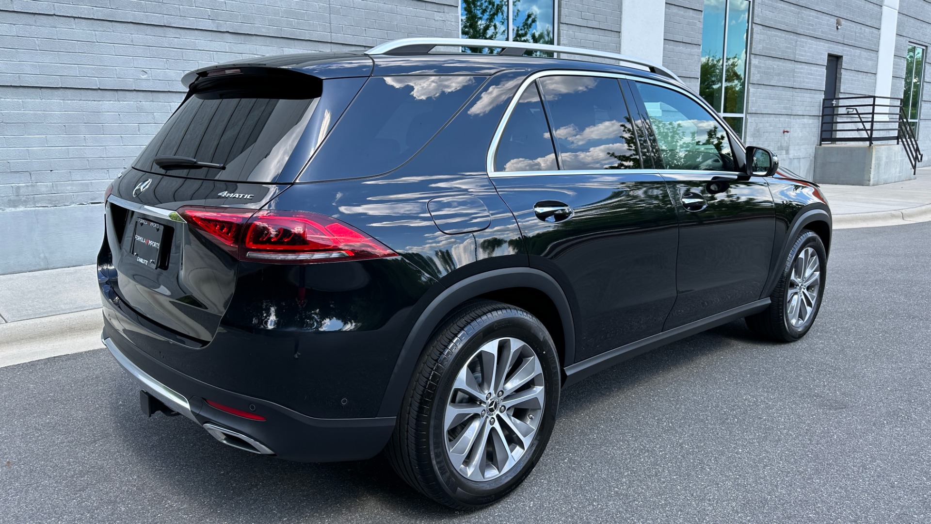 Used 2020 Mercedes-Benz GLE GLE 350 / 20IN WHEELS / NAV / BURMESTER / PREMIUM / PARKING ASSIST for sale $52,995 at Formula Imports in Charlotte NC 28227 7