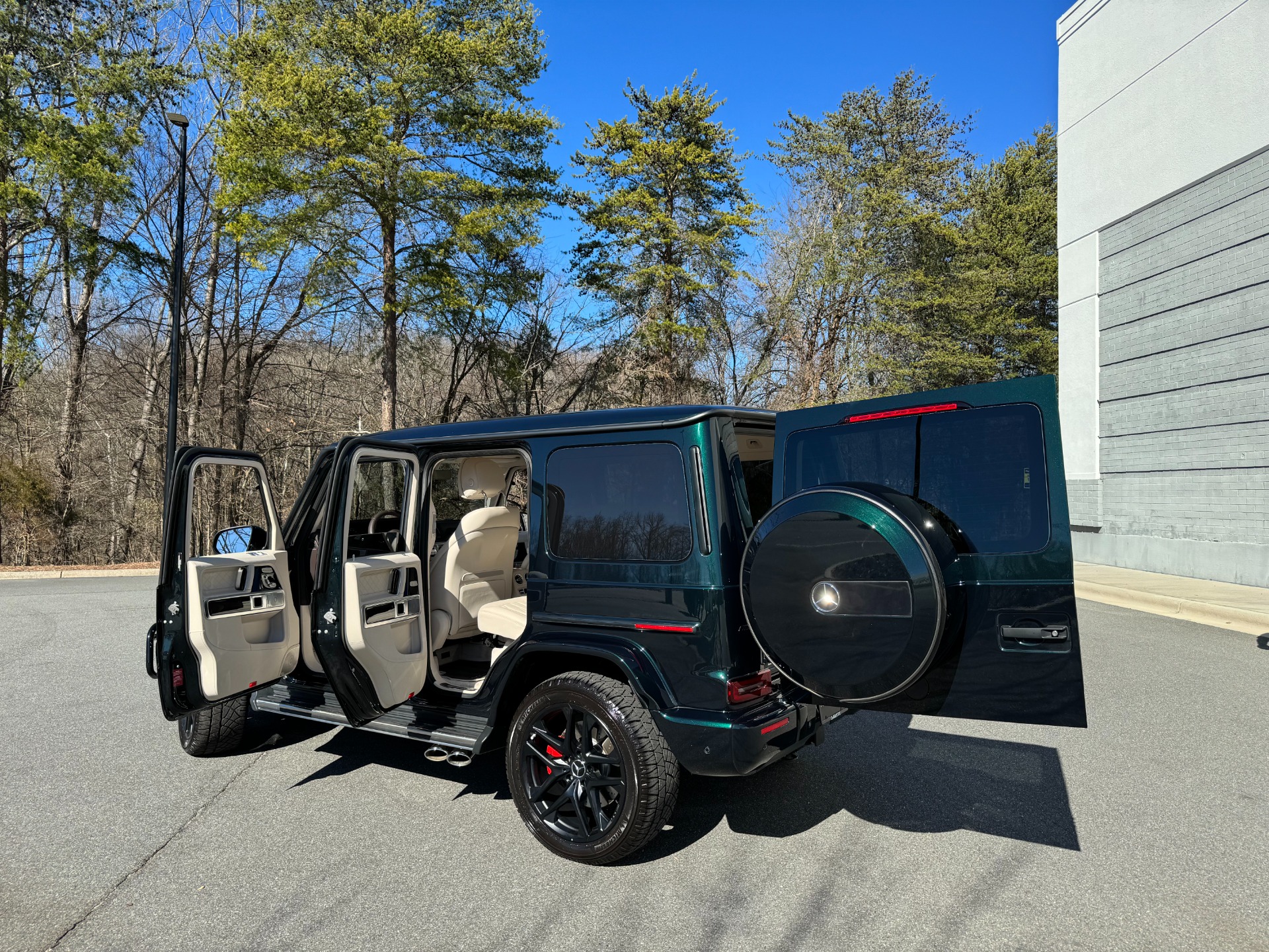 Used 2023 Mercedes-Benz G63 AMG DESIGNO INTERIOR / NIGHT PACKAGE / RARE BEIGE INTERIOR for sale Sold at Formula Imports in Charlotte NC 28227 11