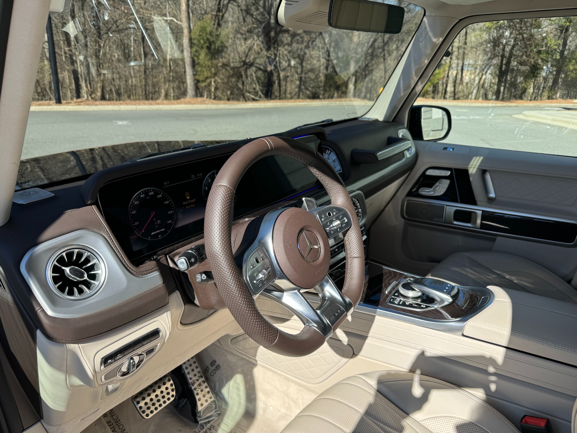 Used 2023 Mercedes-Benz G63 AMG DESIGNO INTERIOR / NIGHT PACKAGE / RARE BEIGE INTERIOR for sale $222,000 at Formula Imports in Charlotte NC 28227 15