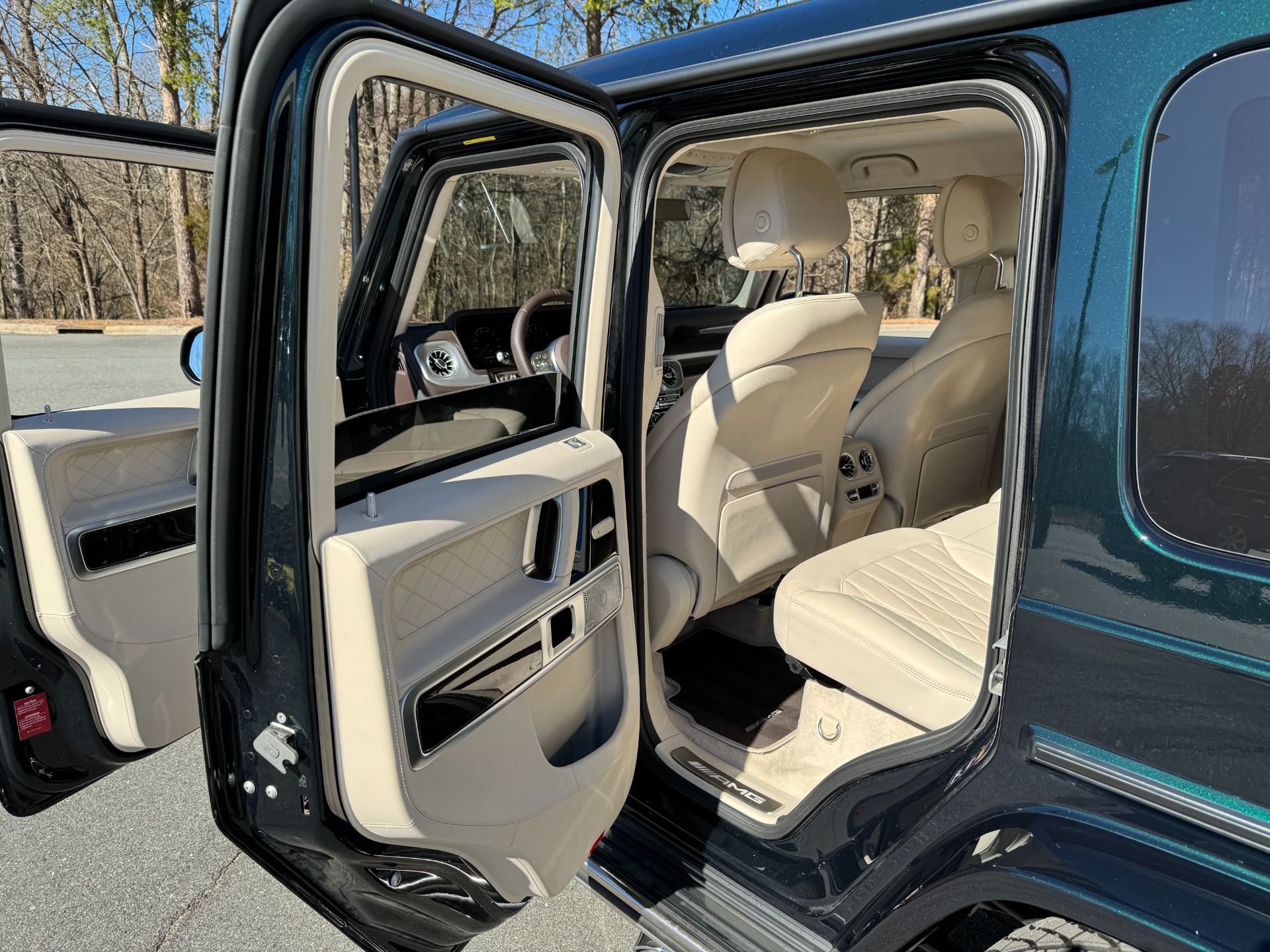 Used 2023 Mercedes-Benz G63 AMG DESIGNO INTERIOR / NIGHT PACKAGE / RARE BEIGE INTERIOR for sale Sold at Formula Imports in Charlotte NC 28227 20