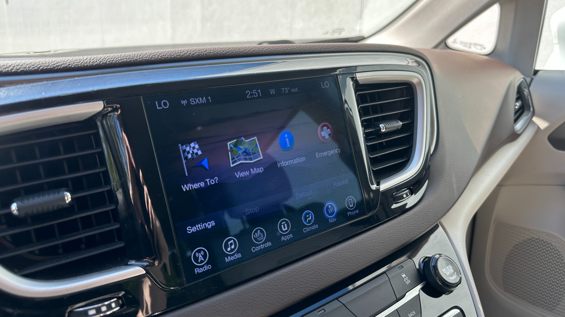 Used 2017 Chrysler Pacifica Touring-L Plus / UCONNECT NAV / REAR DVD / CAPTAIN CHAIR / 3ROW for sale Sold at Formula Imports in Charlotte NC 28227 16