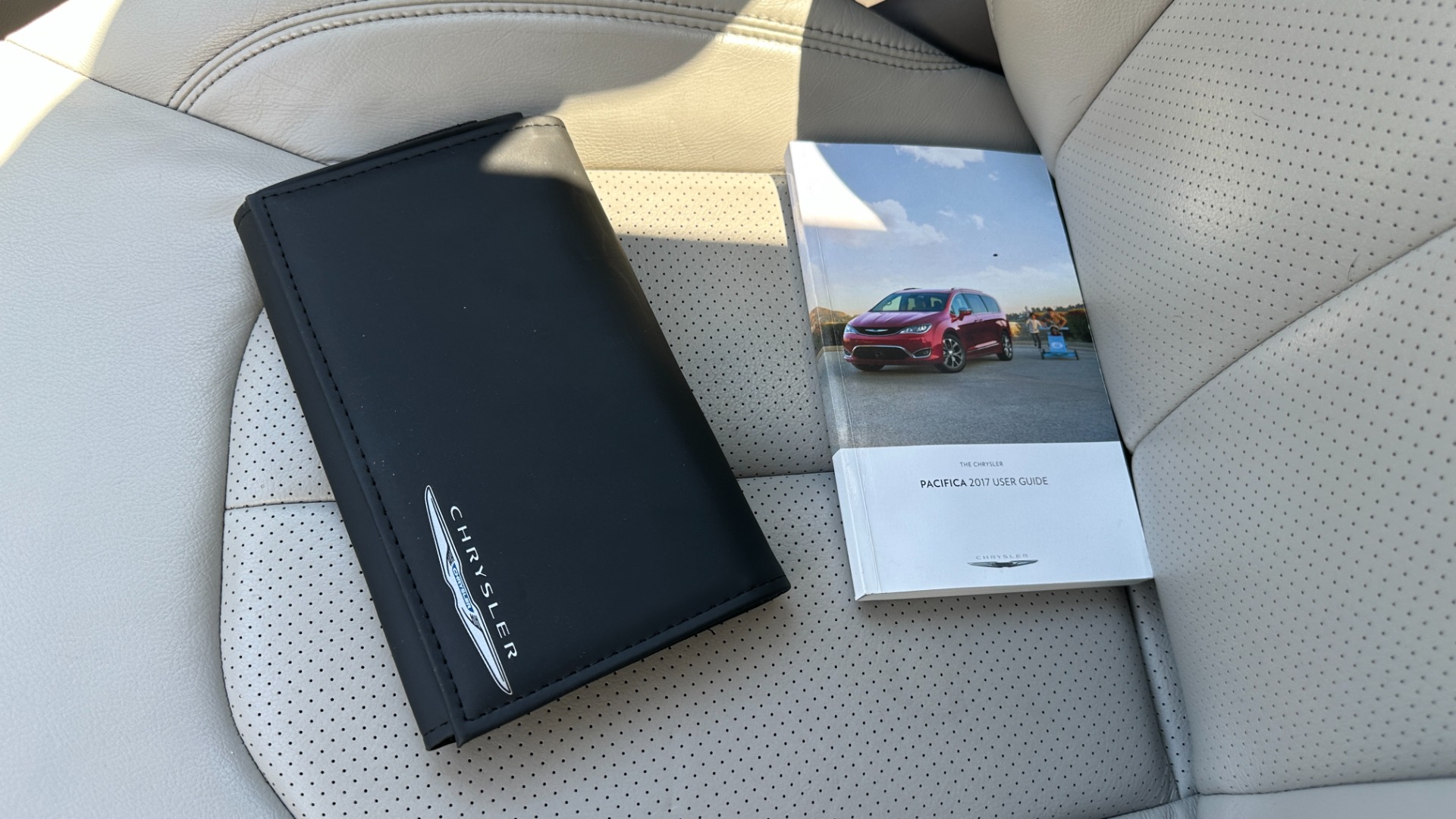 Used 2017 Chrysler Pacifica Touring-L Plus / UCONNECT NAV / REAR DVD / CAPTAIN CHAIR / 3ROW for sale $21,495 at Formula Imports in Charlotte NC 28227 42