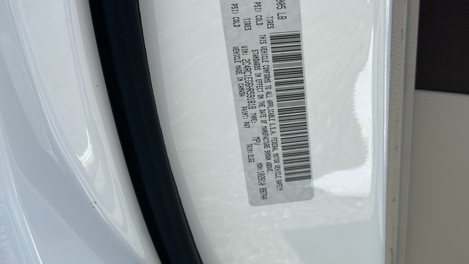 Used 2017 Chrysler Pacifica Touring-L Plus / UCONNECT NAV / REAR DVD / CAPTAIN CHAIR / 3ROW for sale $21,495 at Formula Imports in Charlotte NC 28227 46