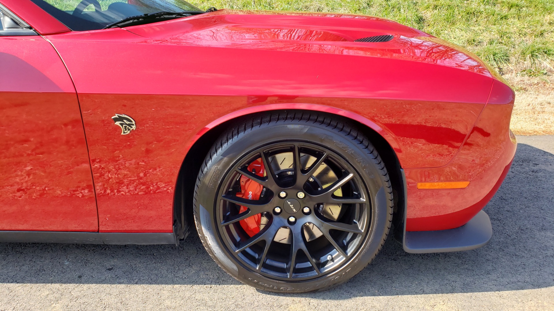 Used 2016 Dodge CHALLENGER SRT HELLCAT / NAV / SUNROOF / AUTO / REARVIEW for sale Sold at Formula Imports in Charlotte NC 28227 19