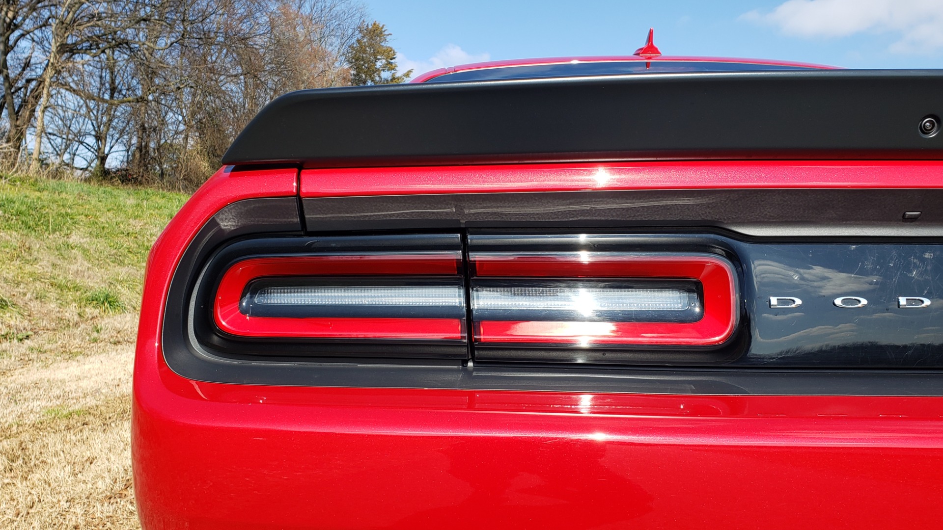 Used 2016 Dodge CHALLENGER SRT HELLCAT / NAV / SUNROOF / AUTO / REARVIEW for sale Sold at Formula Imports in Charlotte NC 28227 33