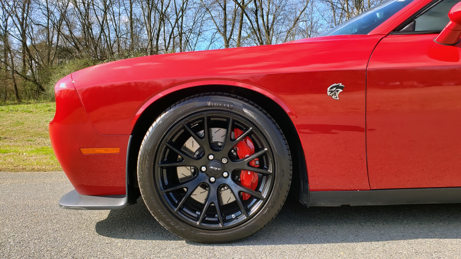 Used 2016 Dodge CHALLENGER SRT HELLCAT / NAV / SUNROOF / AUTO / REARVIEW for sale Sold at Formula Imports in Charlotte NC 28227 39