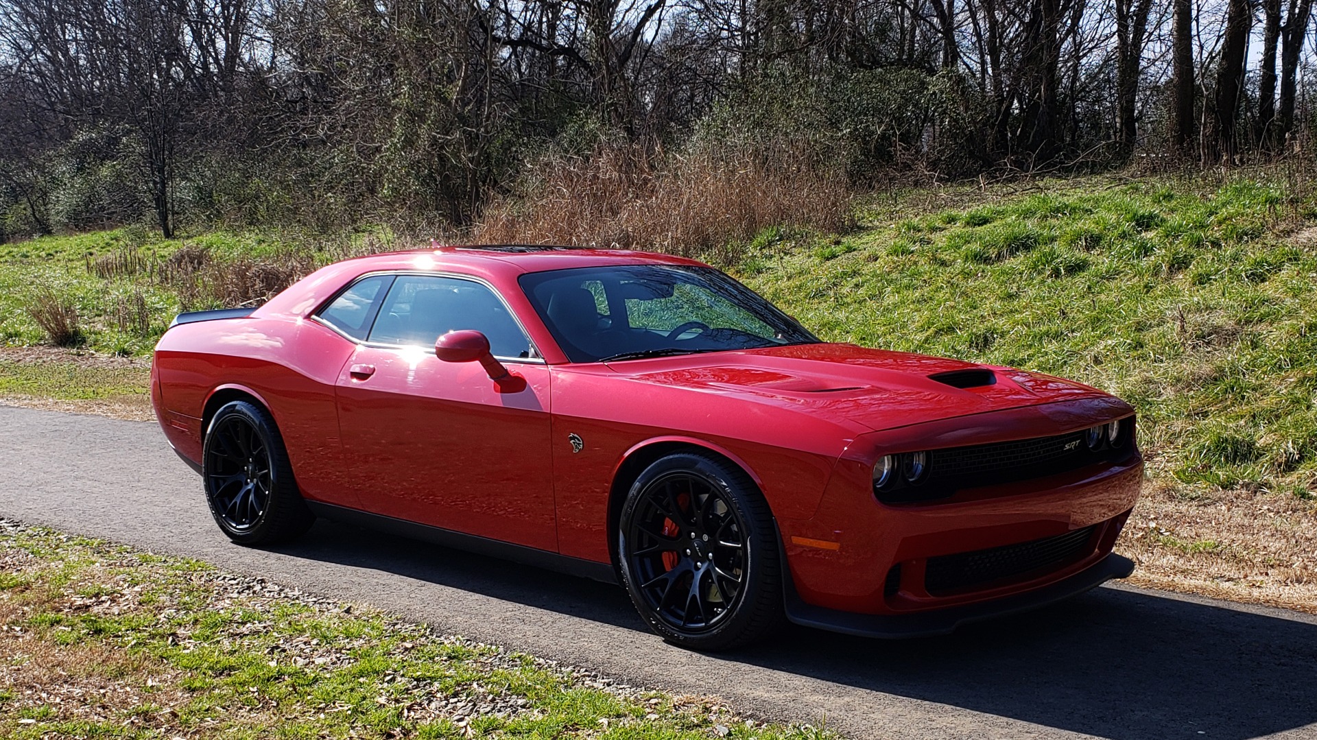 Used 2016 Dodge CHALLENGER SRT HELLCAT / NAV / SUNROOF / AUTO / REARVIEW for sale Sold at Formula Imports in Charlotte NC 28227 4
