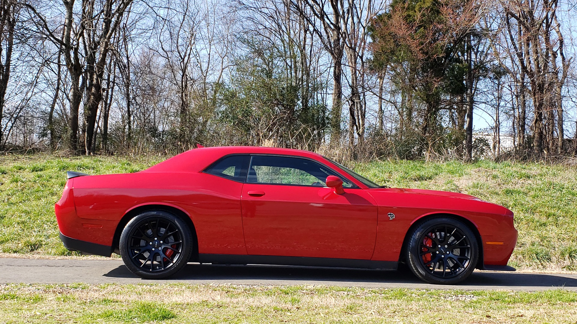 Used 2016 Dodge CHALLENGER SRT HELLCAT / NAV / SUNROOF / AUTO / REARVIEW for sale Sold at Formula Imports in Charlotte NC 28227 5