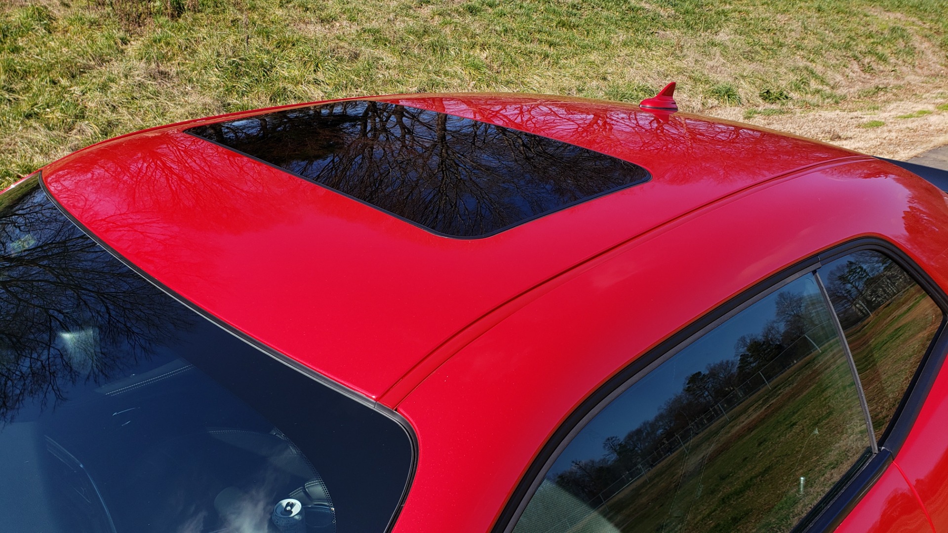 Used 2016 Dodge CHALLENGER SRT HELLCAT / NAV / SUNROOF / AUTO / REARVIEW for sale Sold at Formula Imports in Charlotte NC 28227 9
