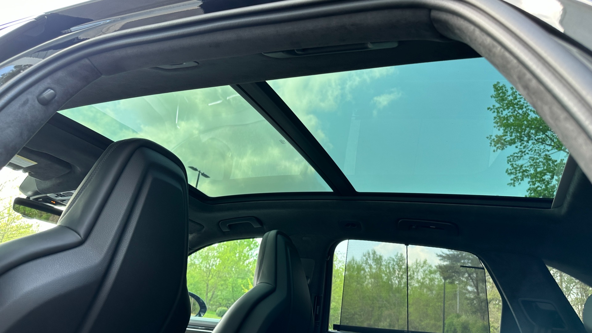 Used 2023 Porsche Cayenne TURBO / PREMIUM PLUS PKG / GLOSS TRIM / CARBON FIBER / ADAPTIVE CRUISE for sale $157,000 at Formula Imports in Charlotte NC 28227 28