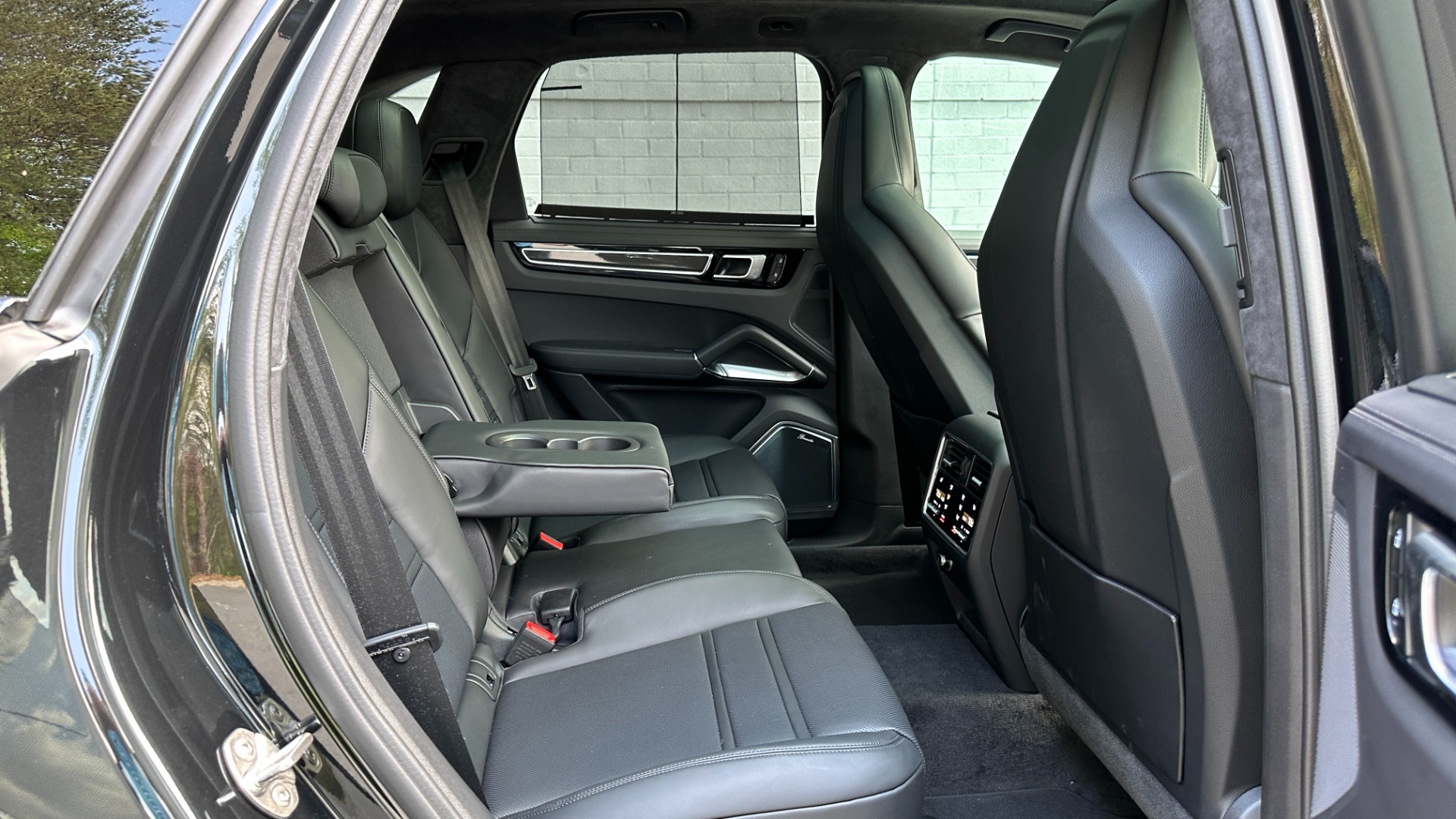 Used 2023 Porsche Cayenne TURBO / PREMIUM PLUS PKG / GLOSS TRIM / CARBON FIBER / ADAPTIVE CRUISE for sale $157,000 at Formula Imports in Charlotte NC 28227 33