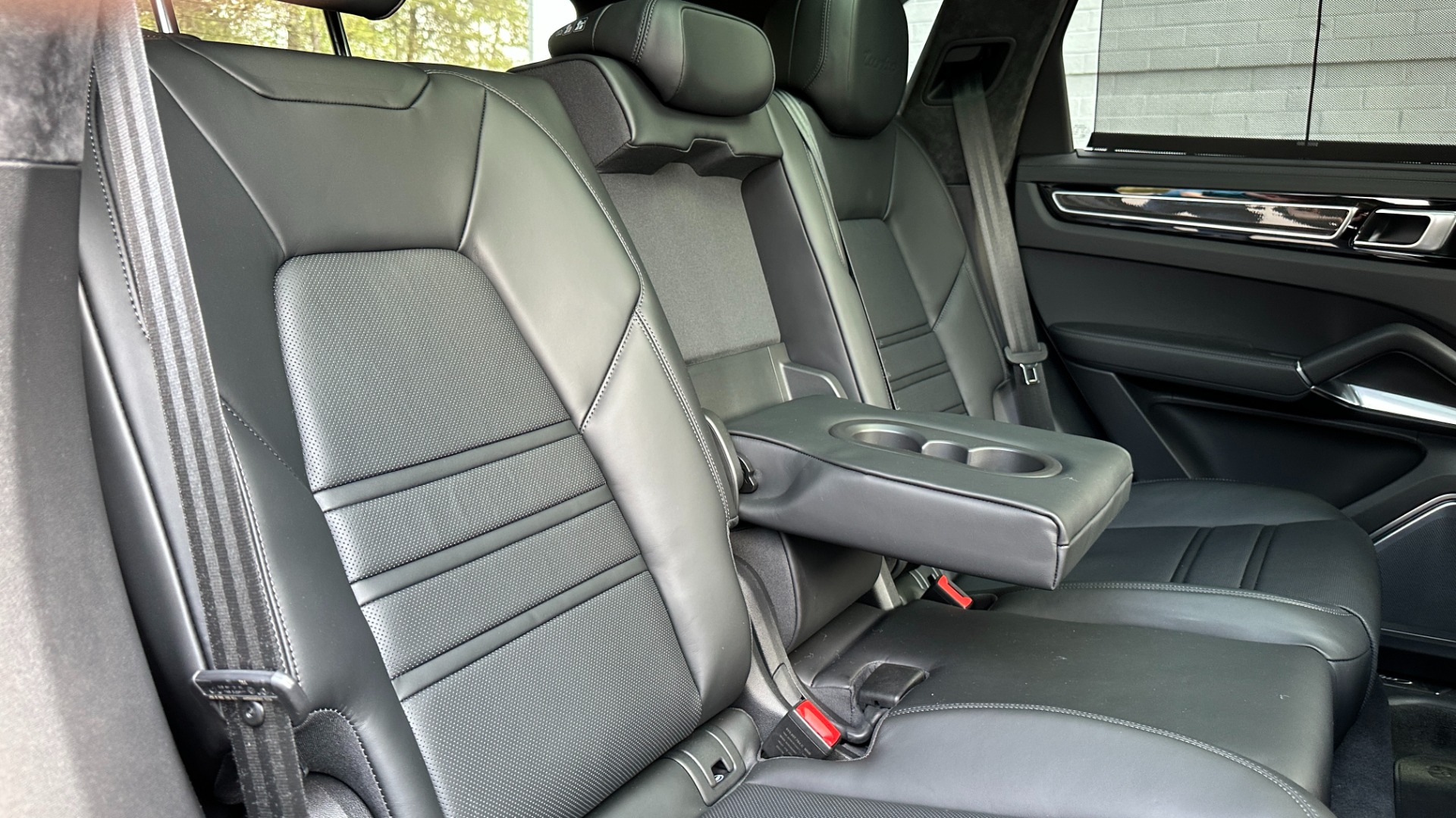 Used 2023 Porsche Cayenne TURBO / PREMIUM PLUS PKG / GLOSS TRIM / CARBON FIBER / ADAPTIVE CRUISE for sale $157,000 at Formula Imports in Charlotte NC 28227 34
