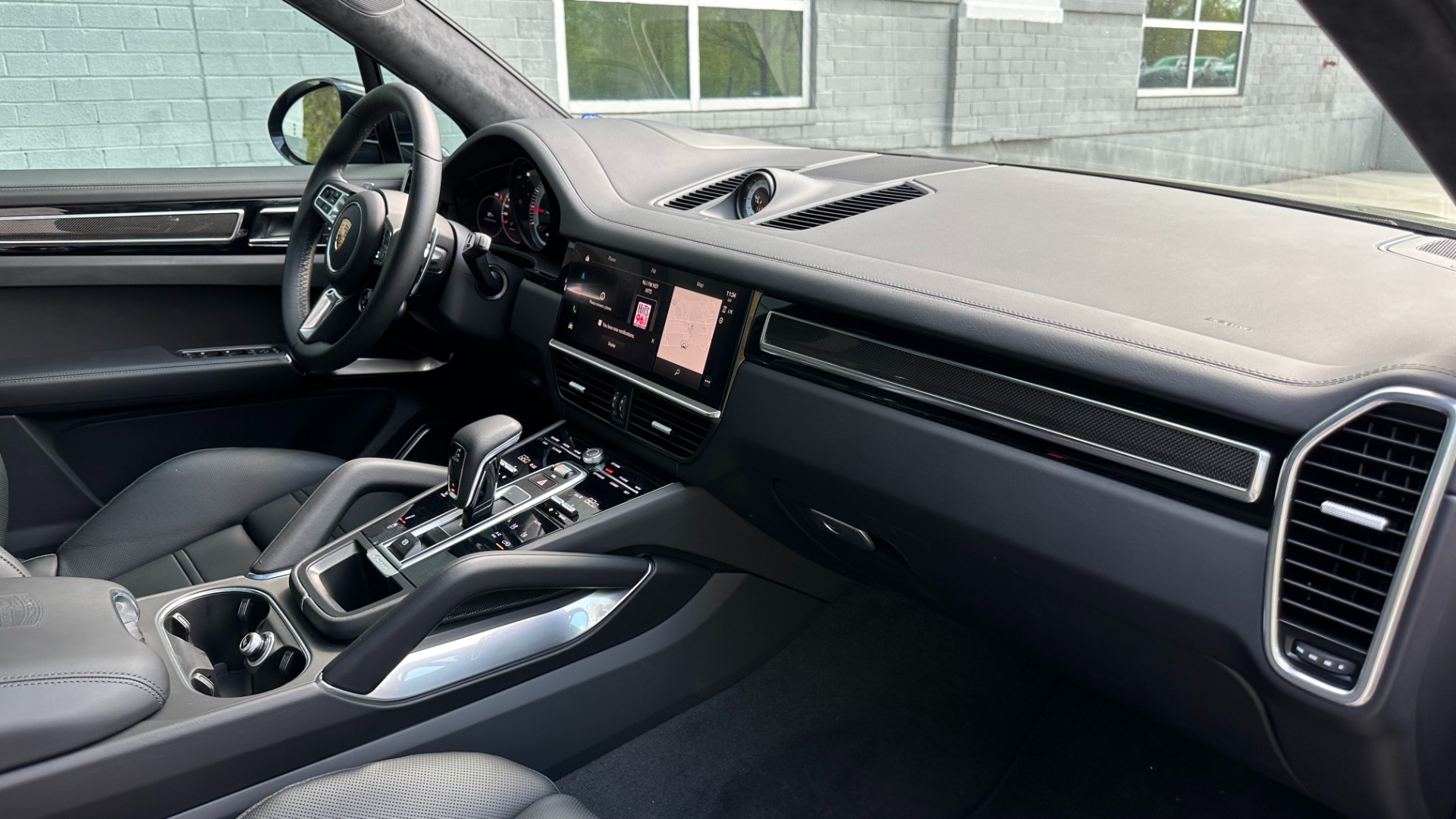 Used 2023 Porsche Cayenne TURBO / PREMIUM PLUS PKG / GLOSS TRIM / CARBON FIBER / ADAPTIVE CRUISE for sale $157,000 at Formula Imports in Charlotte NC 28227 37