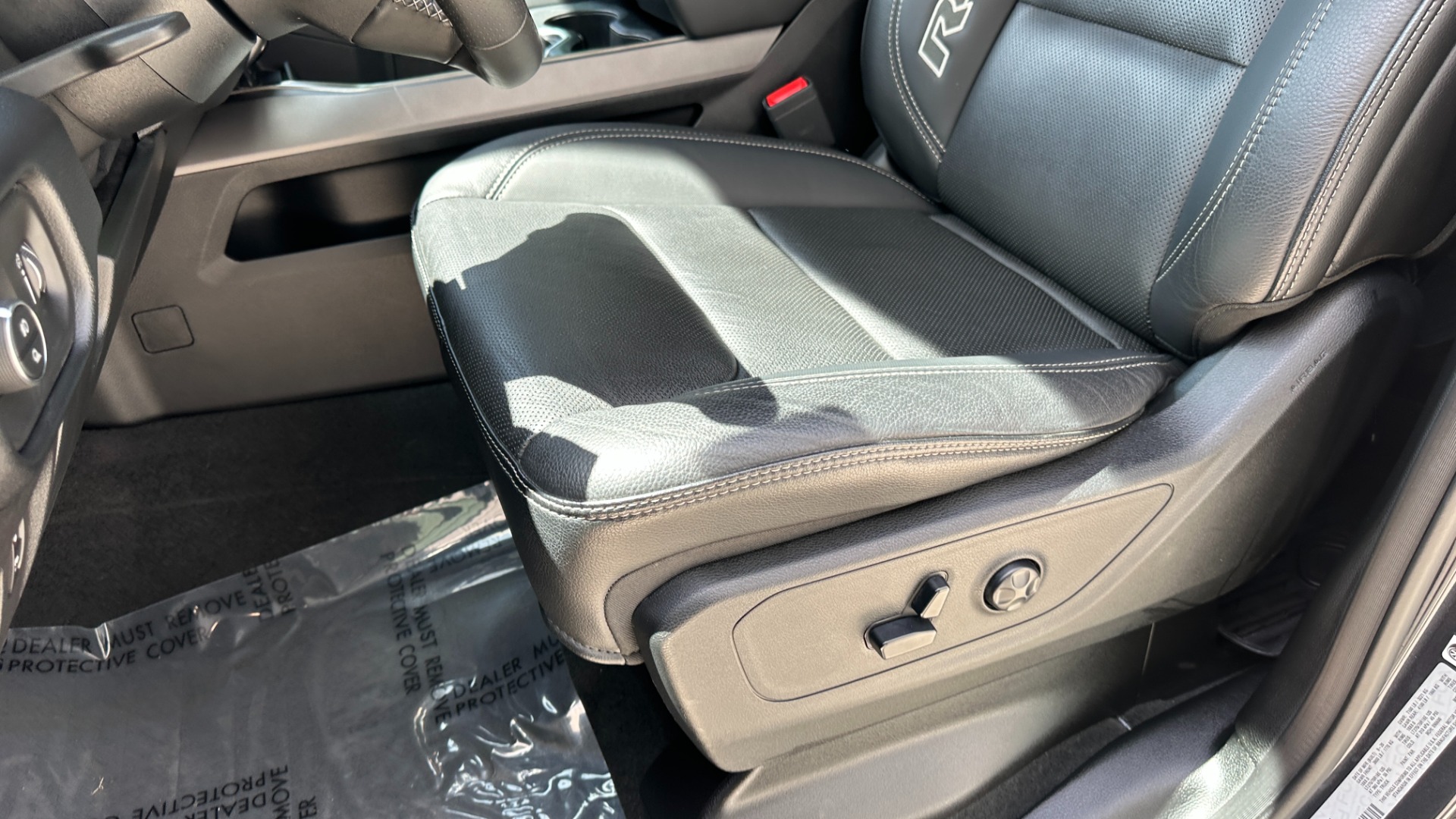 Used 2021 Ram 1500 REBEL / TECH PKG / COMFORT AND CONVENIENCE / REBEL 12 PKG / HEMI for sale $52,995 at Formula Imports in Charlotte NC 28227 14