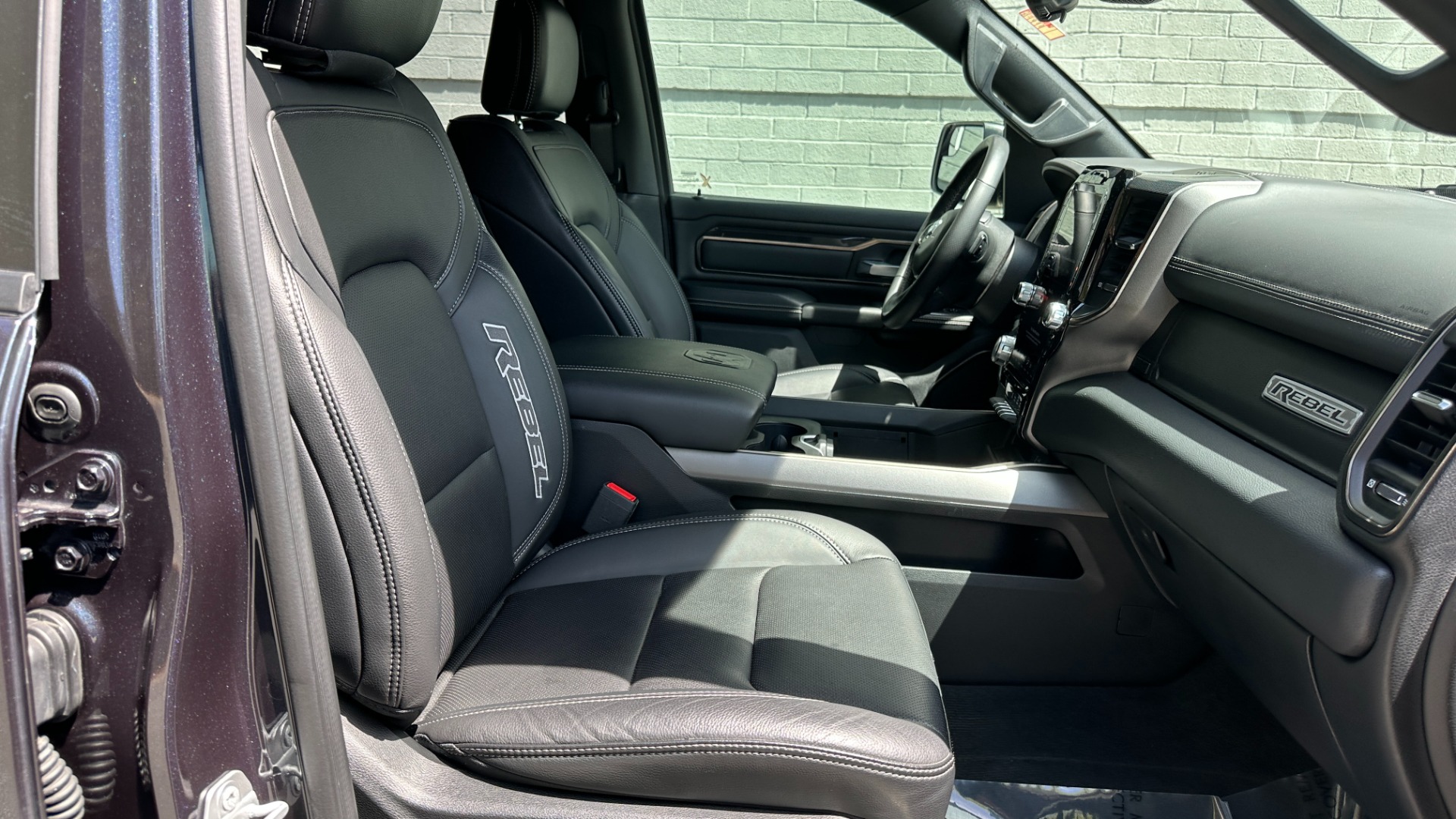 Used 2021 Ram 1500 REBEL / TECH PKG / COMFORT AND CONVENIENCE / REBEL 12 PKG / HEMI for sale $52,995 at Formula Imports in Charlotte NC 28227 38