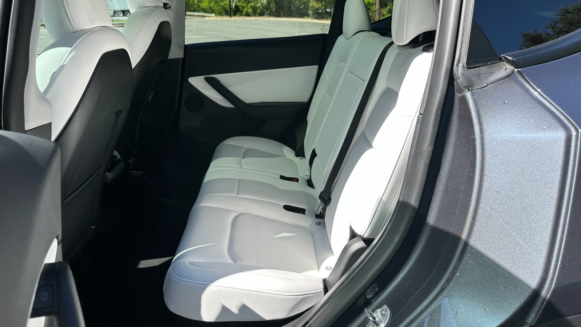 Used 2021 Tesla Model Y PERFORMANCE / PREMIUM INTERIOR / AUTOPILOT / AWD / TOW PKG for sale $50,500 at Formula Imports in Charlotte NC 28227 27