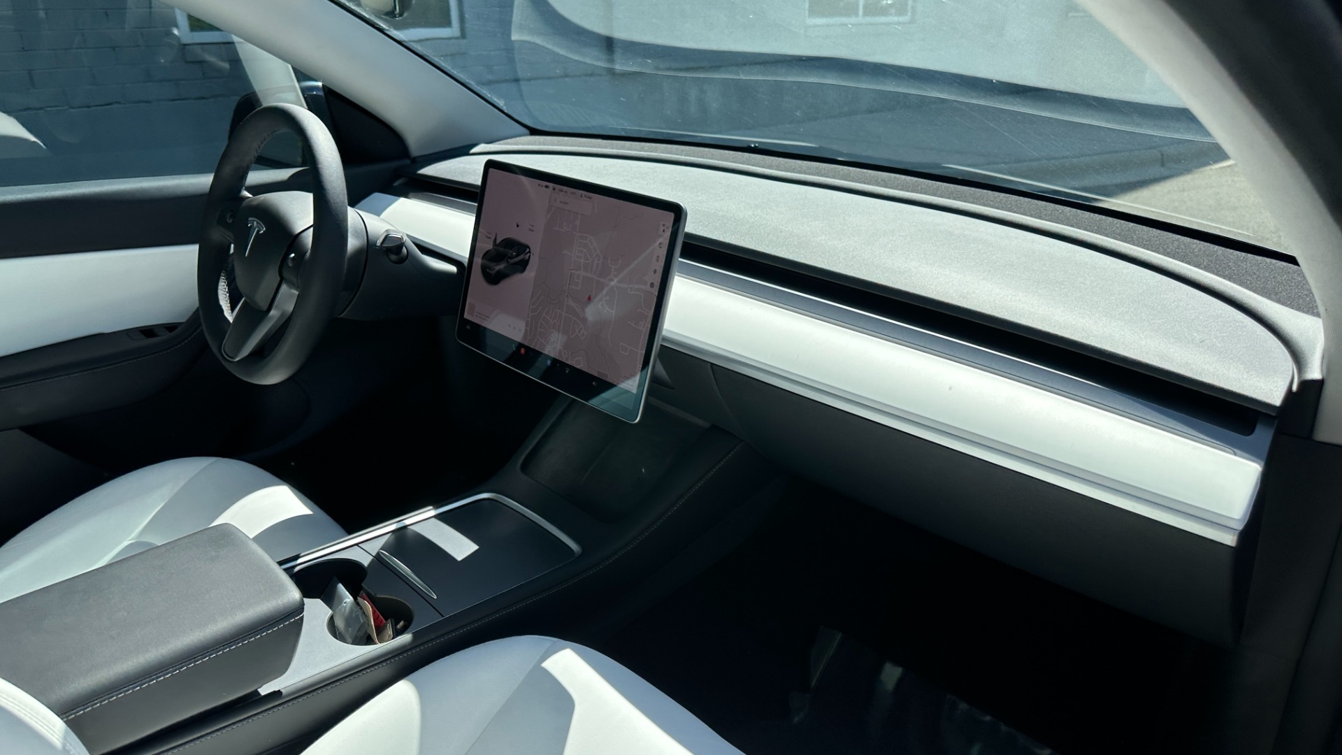 Used 2021 Tesla Model Y PERFORMANCE / PREMIUM INTERIOR / AUTOPILOT / AWD / TOW PKG for sale $50,500 at Formula Imports in Charlotte NC 28227 37