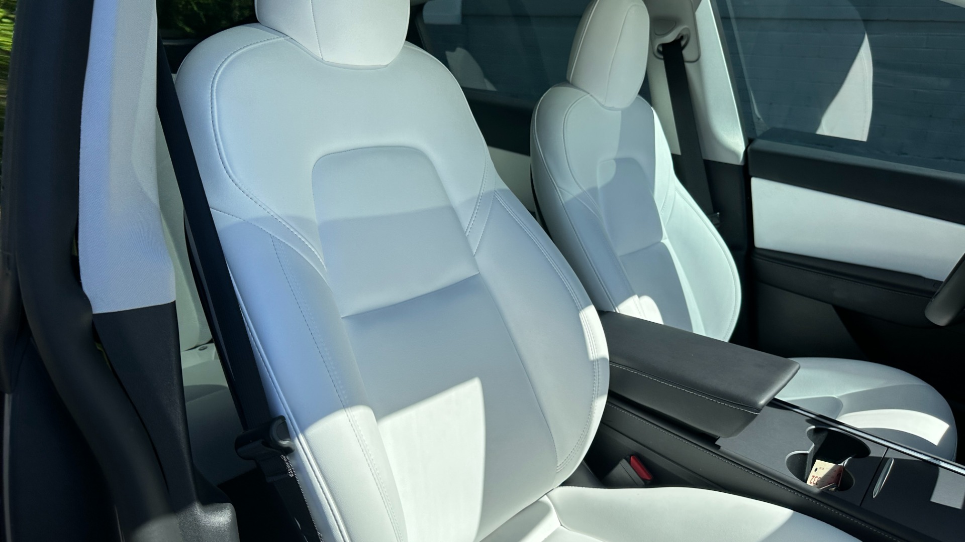 Used 2021 Tesla Model Y PERFORMANCE / PREMIUM INTERIOR / AUTOPILOT / AWD / TOW PKG for sale $50,500 at Formula Imports in Charlotte NC 28227 39