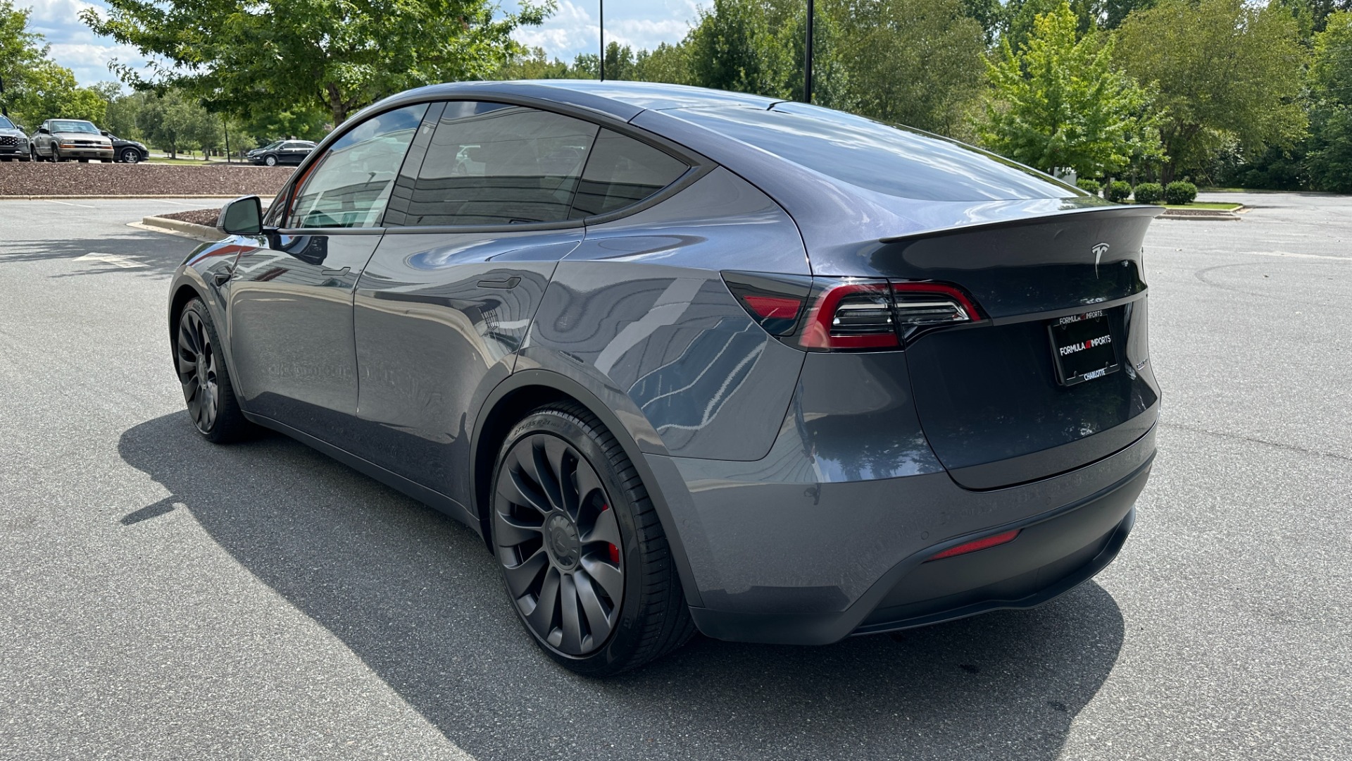 Used 2021 Tesla Model Y PERFORMANCE / PREMIUM INTERIOR / AUTOPILOT / AWD / TOW PKG for sale $50,500 at Formula Imports in Charlotte NC 28227 4