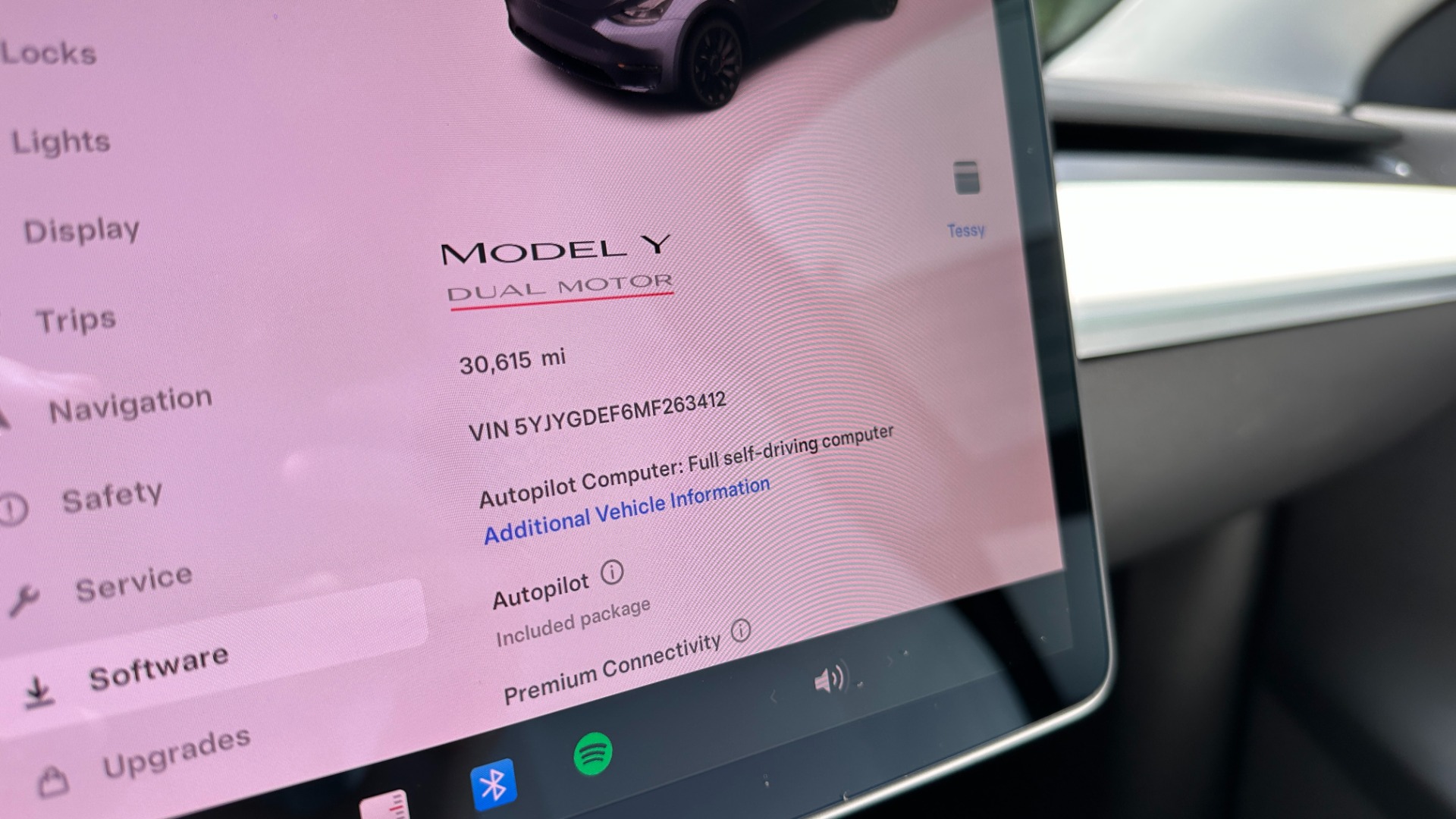 Tesla model shop y premium interior