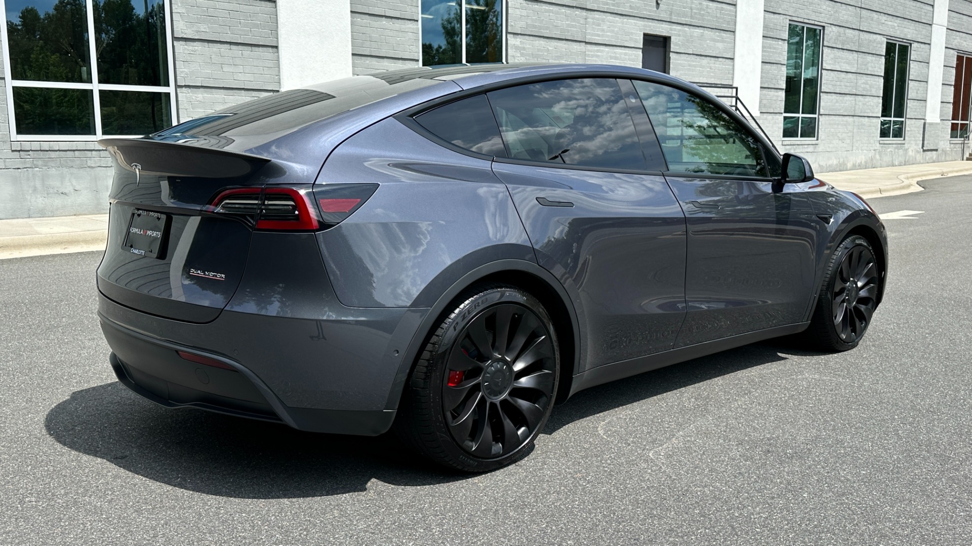 Used 2021 Tesla Model Y PERFORMANCE / PREMIUM INTERIOR / AUTOPILOT / AWD / TOW PKG for sale $50,500 at Formula Imports in Charlotte NC 28227 7