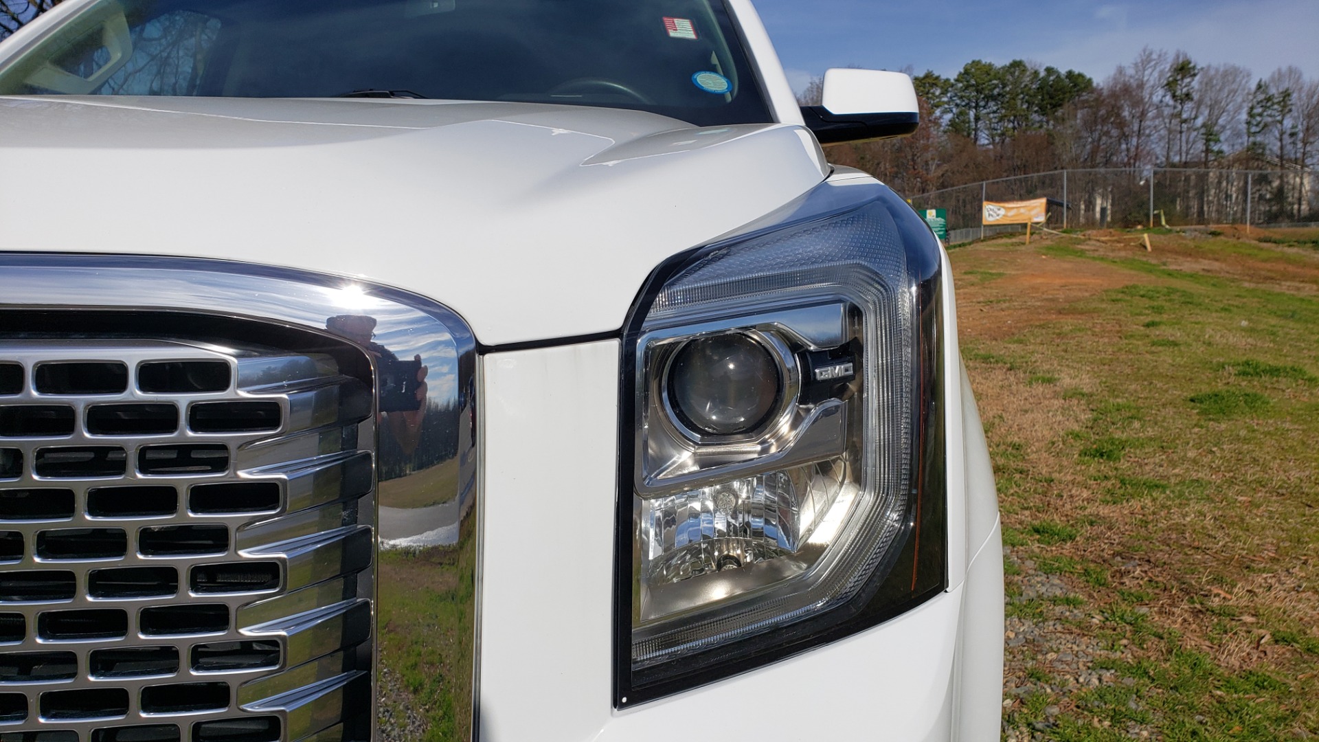 Used 2017 GMC YUKON SLT 4WD / NAV TOUCH SCREEN / BOSE / REARVIEW / 3-ROW for sale Sold at Formula Imports in Charlotte NC 28227 13