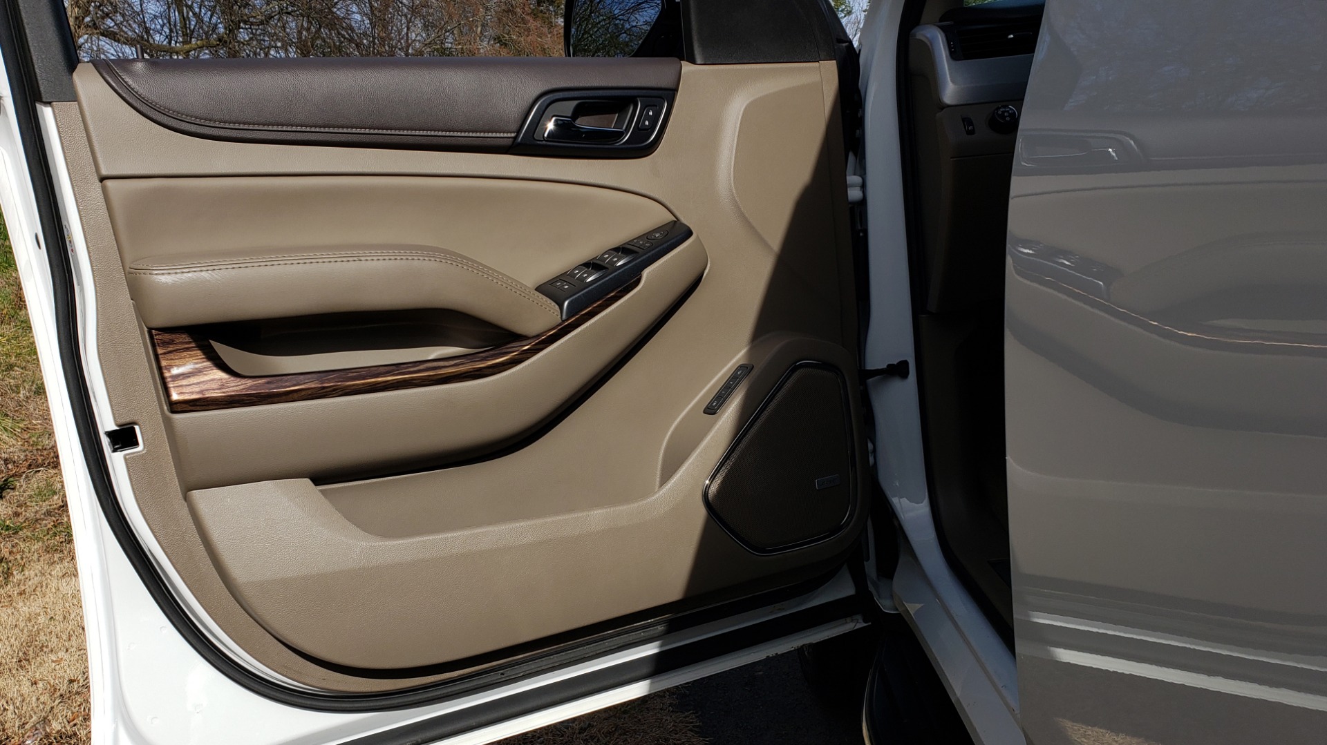 Used 2017 GMC YUKON SLT 4WD / NAV TOUCH SCREEN / BOSE / REARVIEW / 3-ROW for sale Sold at Formula Imports in Charlotte NC 28227 41