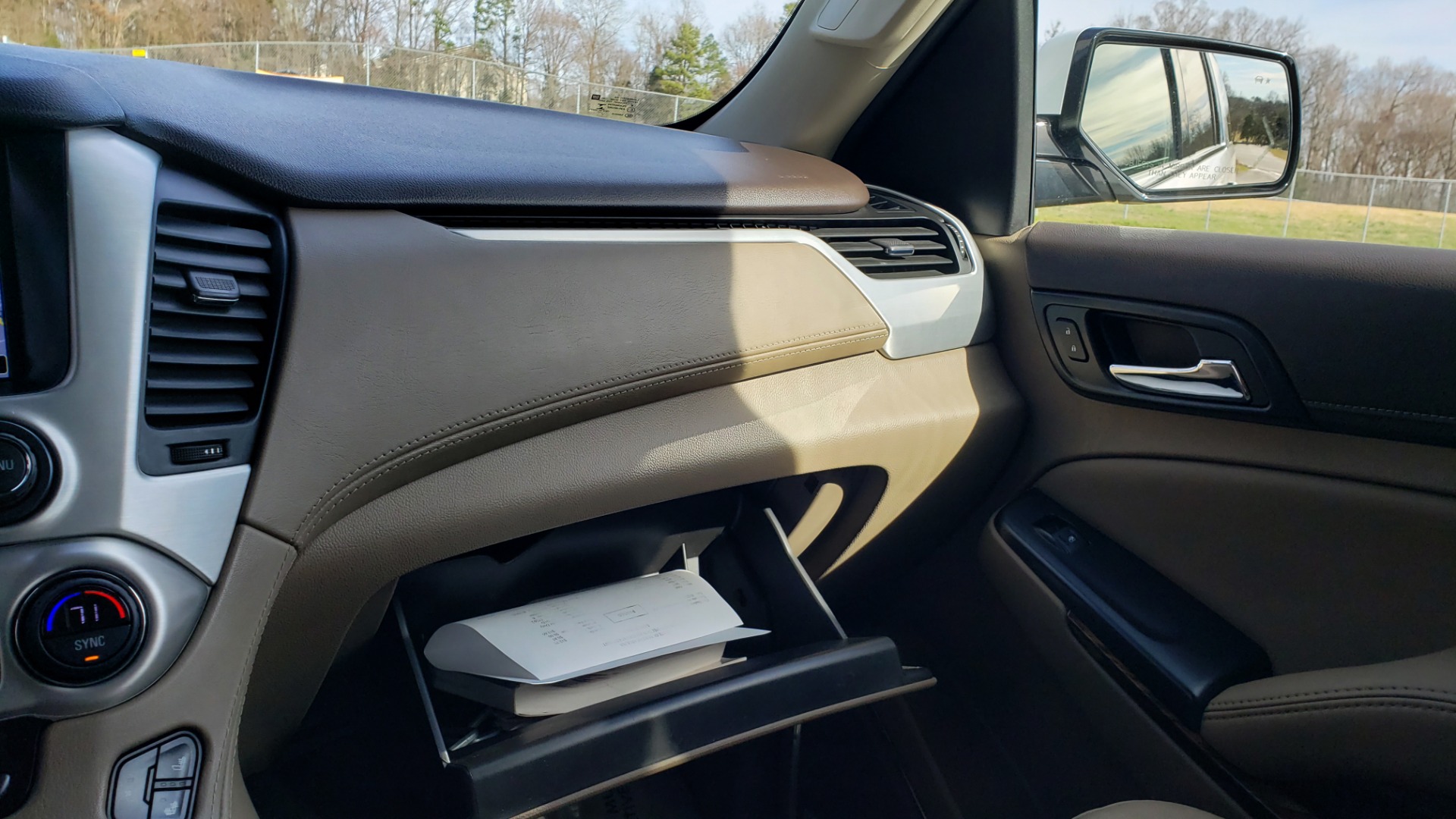 Used 2017 GMC YUKON SLT 4WD / NAV TOUCH SCREEN / BOSE / REARVIEW / 3-ROW for sale Sold at Formula Imports in Charlotte NC 28227 54